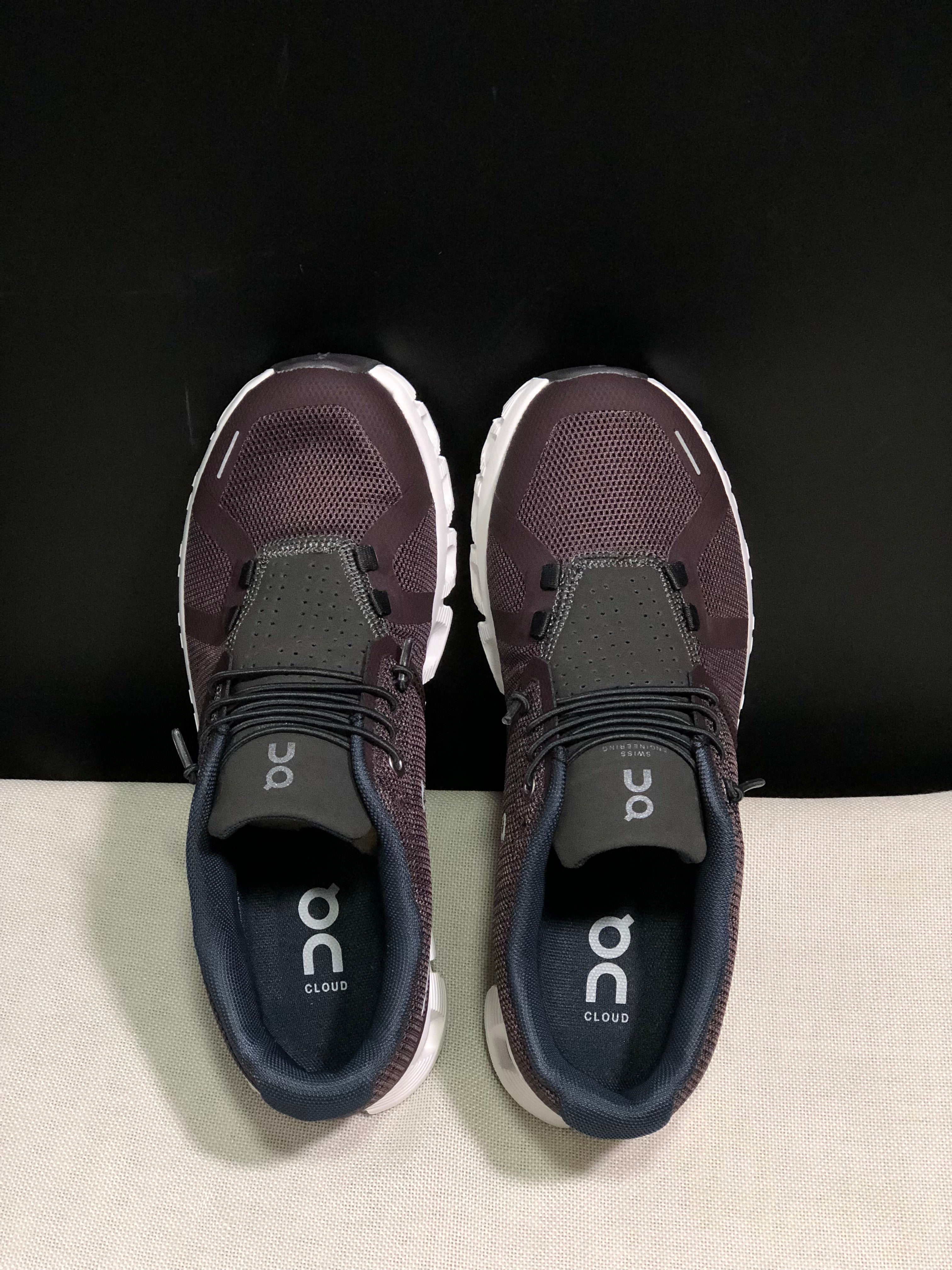 On Running Cloud 5 Lightweight Running Shoes Mulberry Purple/Solar Eclipse Black