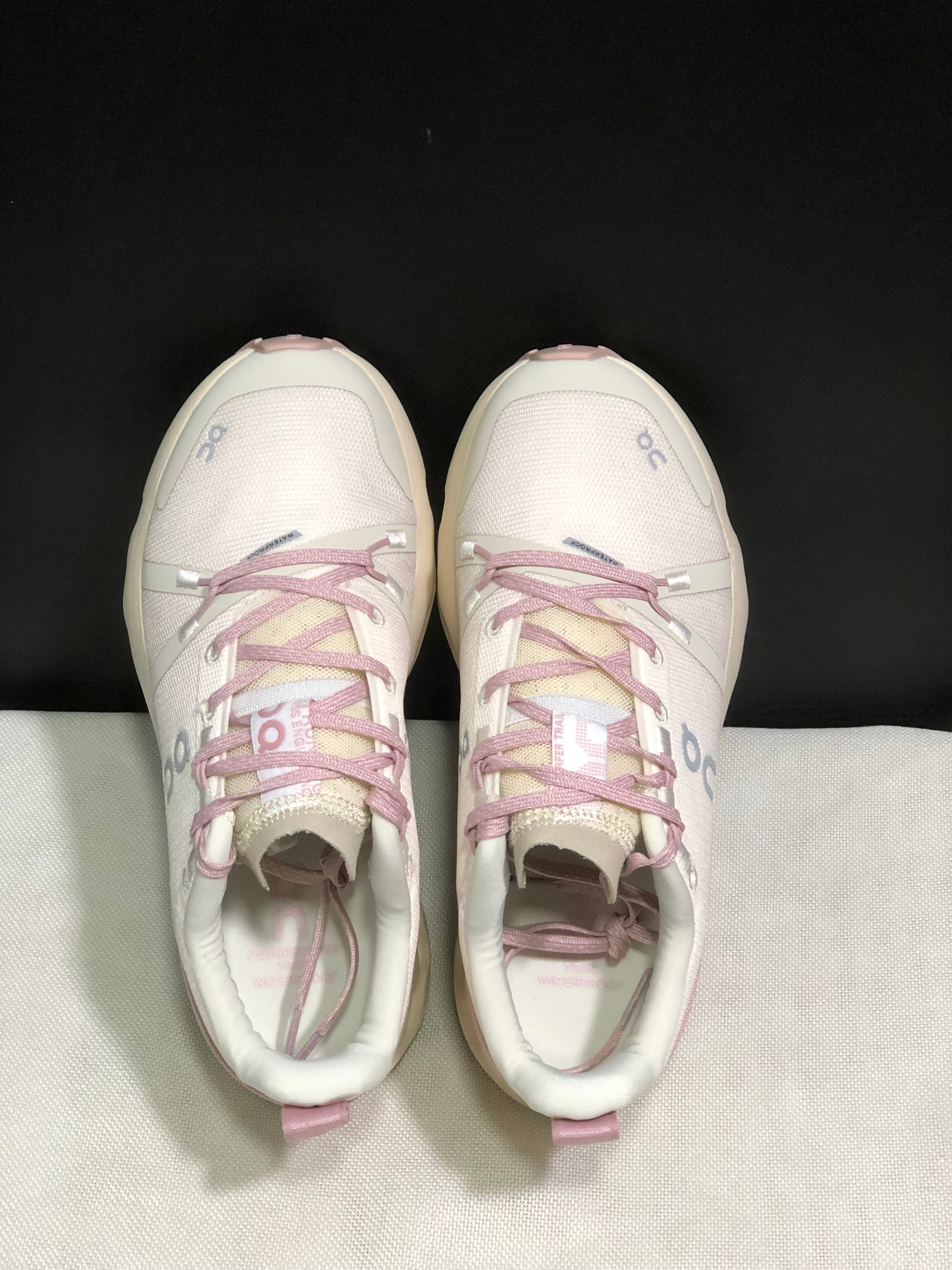 On Running Cloudsurfer 2 Comfortable Running Shoes Beige/Pink
