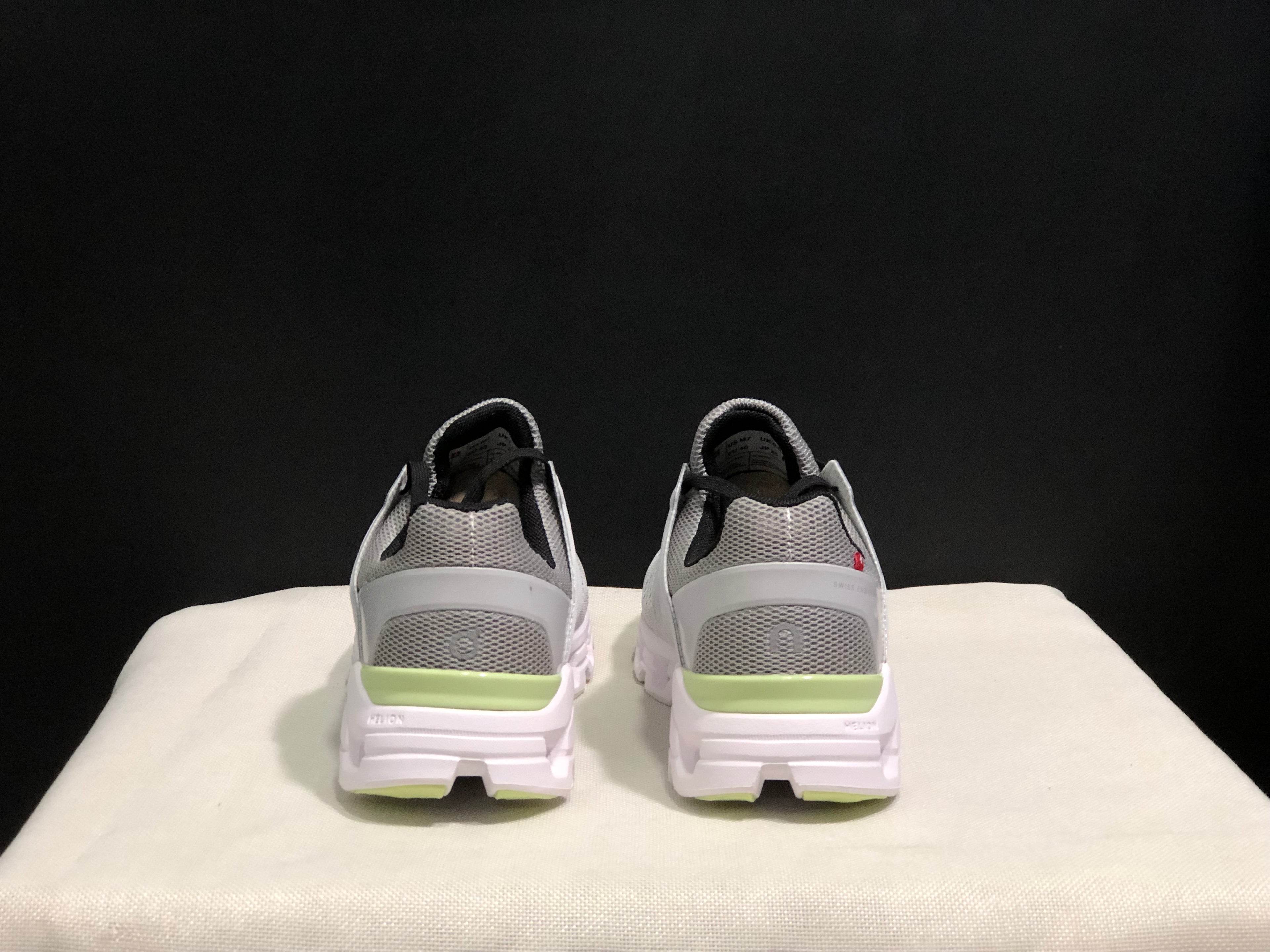 On Running Cloudswift Cushioning Running Shoes Grey/White