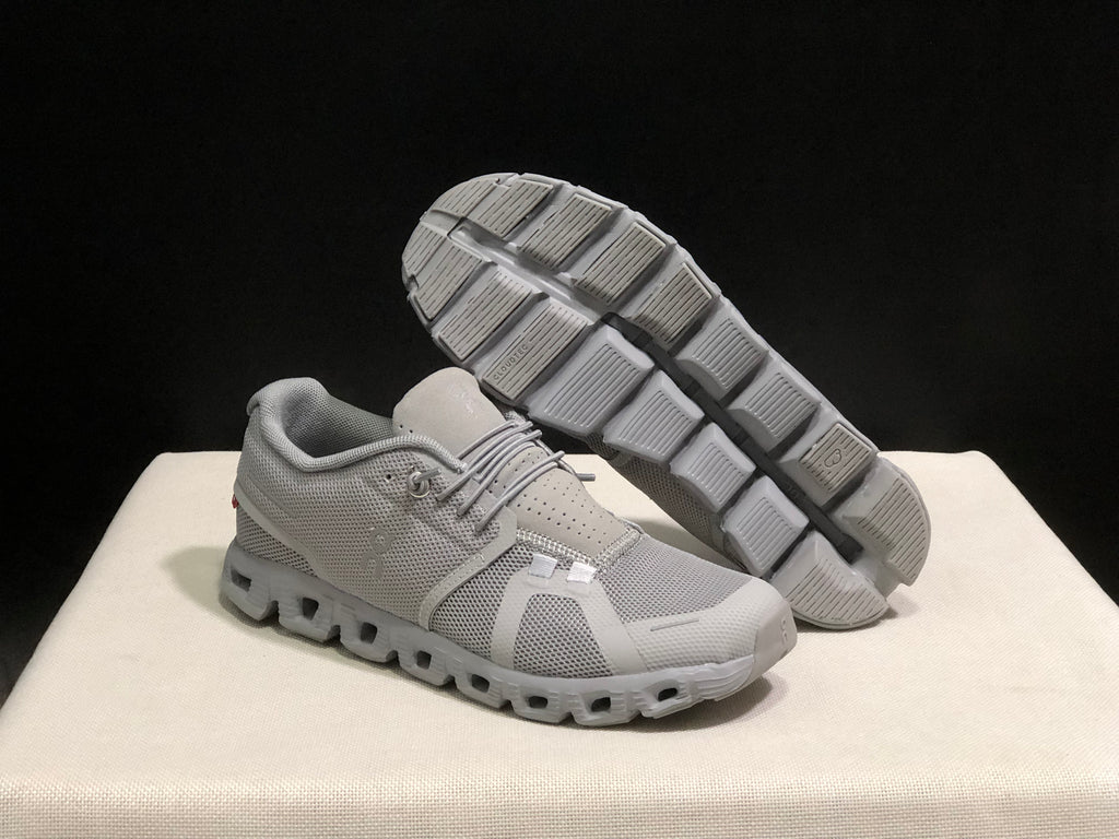 On Running Cloud 5 Lightweight Running Shoes Foggy Ash