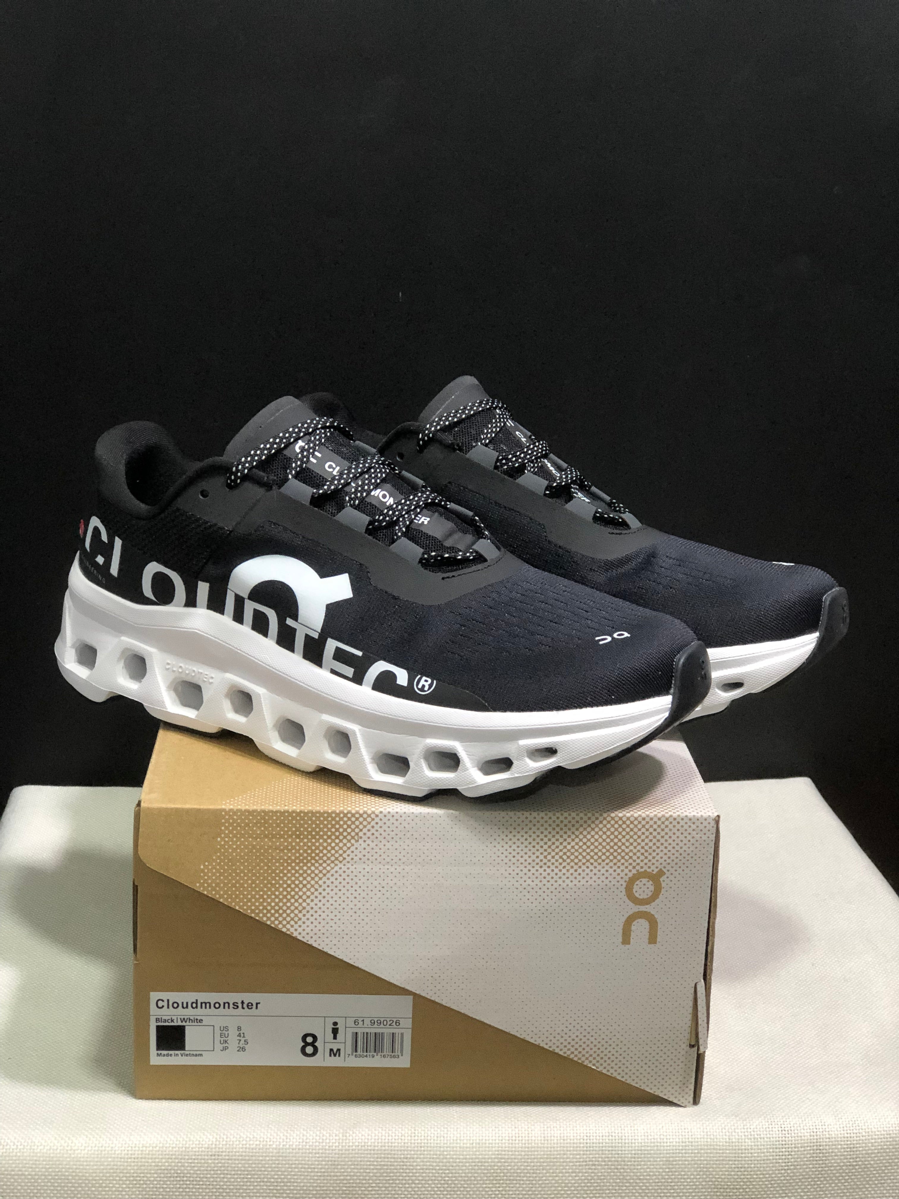 On Running Cloudmonster Anti-Slip Running Shoes Black/White