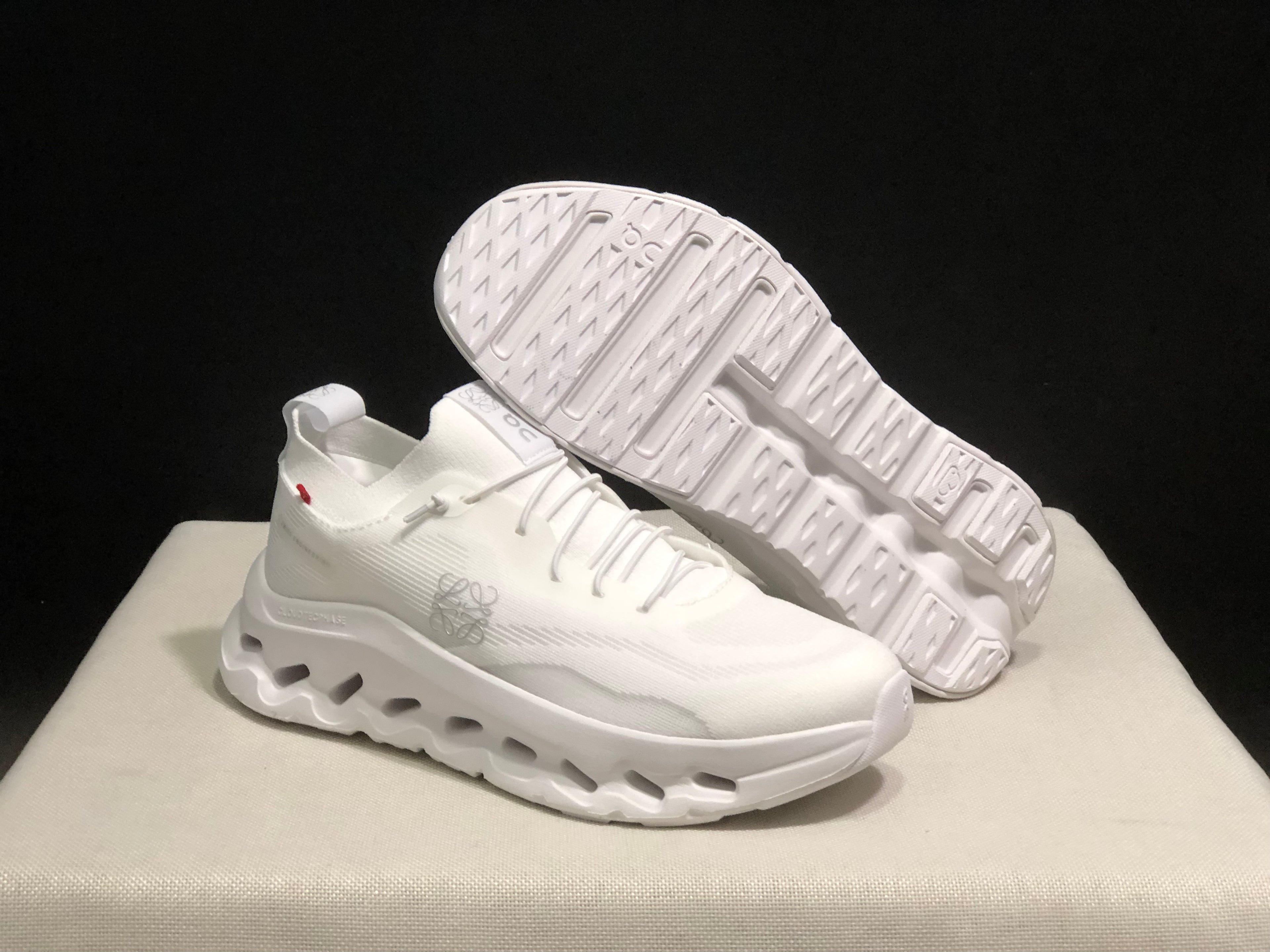 LOEWE x On Running Cloudtilt Running Shoes Co-Signed Edition All White
