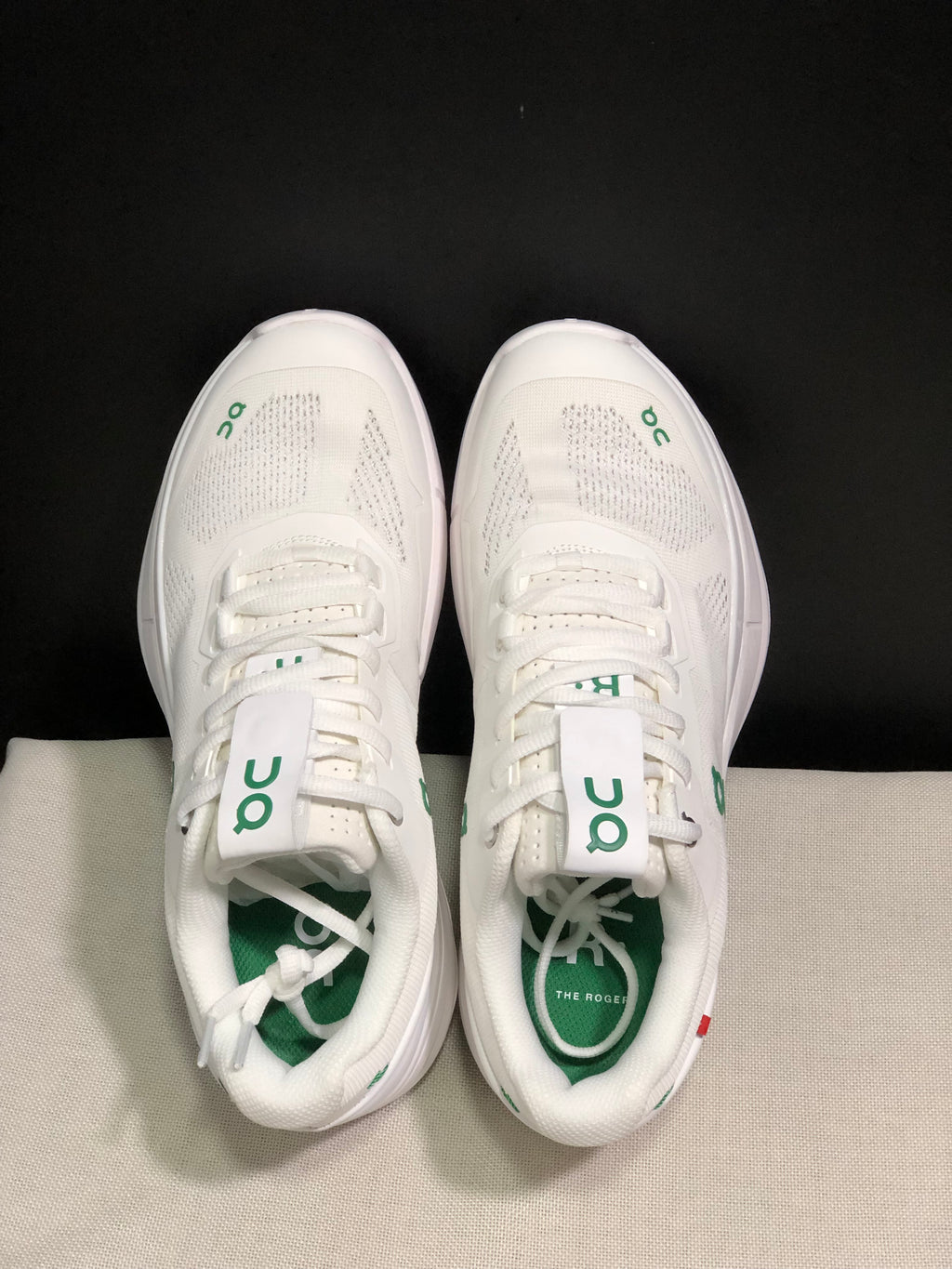 On Running The Roger Rro White Durable And Breathable Tennis Shoes