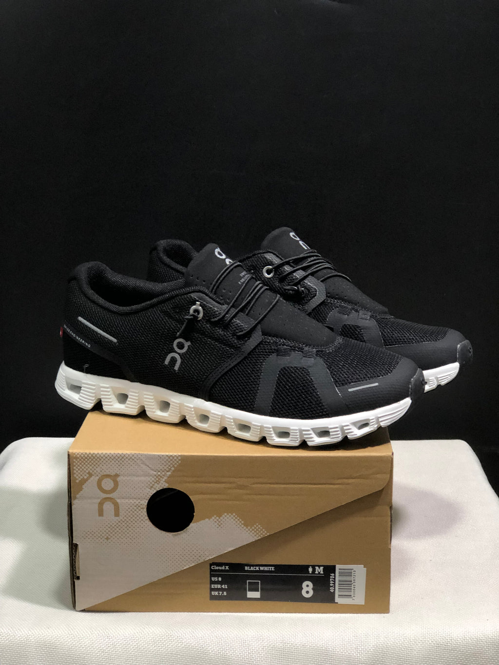 On Running Cloud 5 Lightweight Running Shoes Black/White