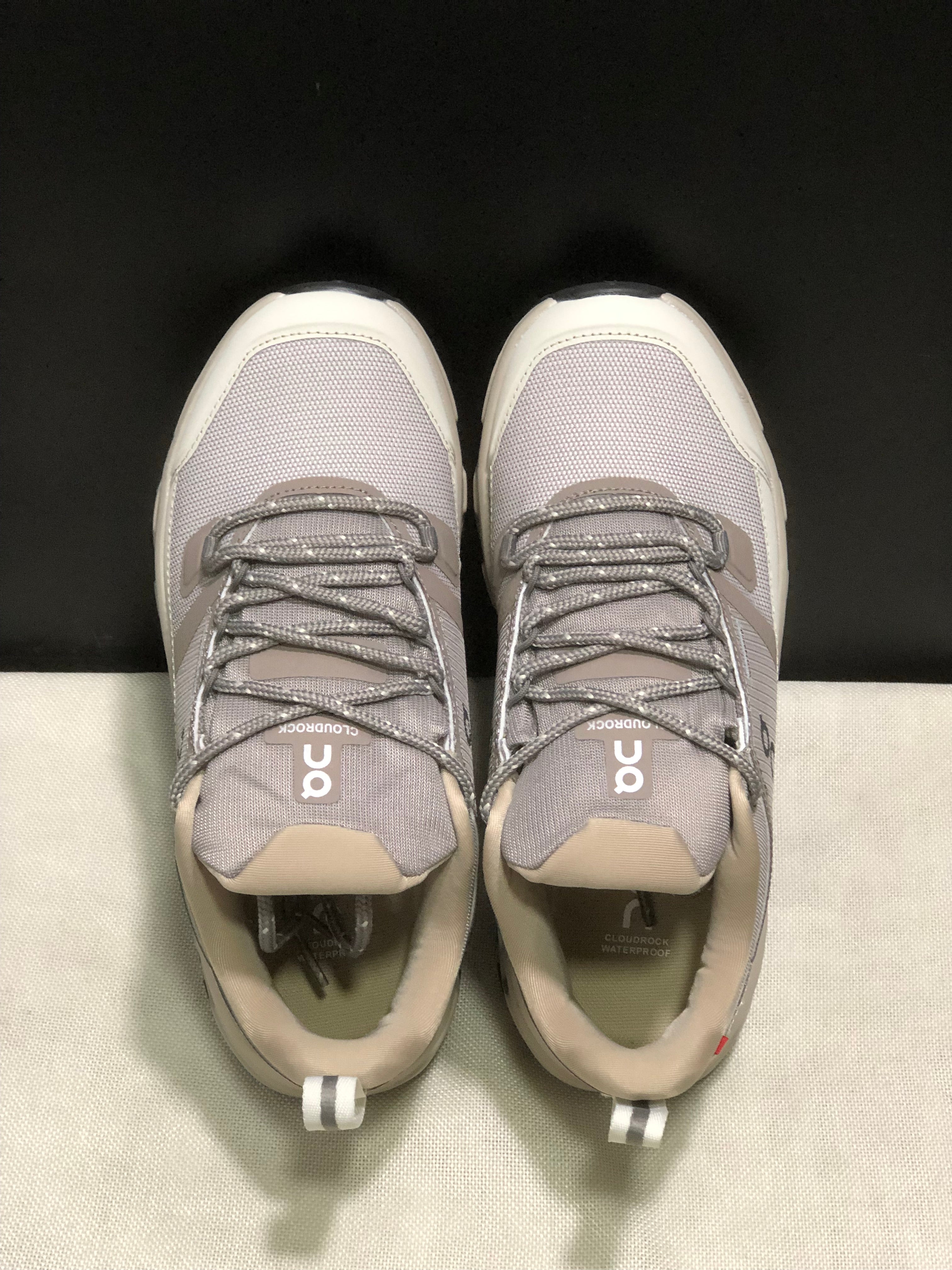 On Running Cloudrock Low WP Hiking Outdoor Shoes Khaki