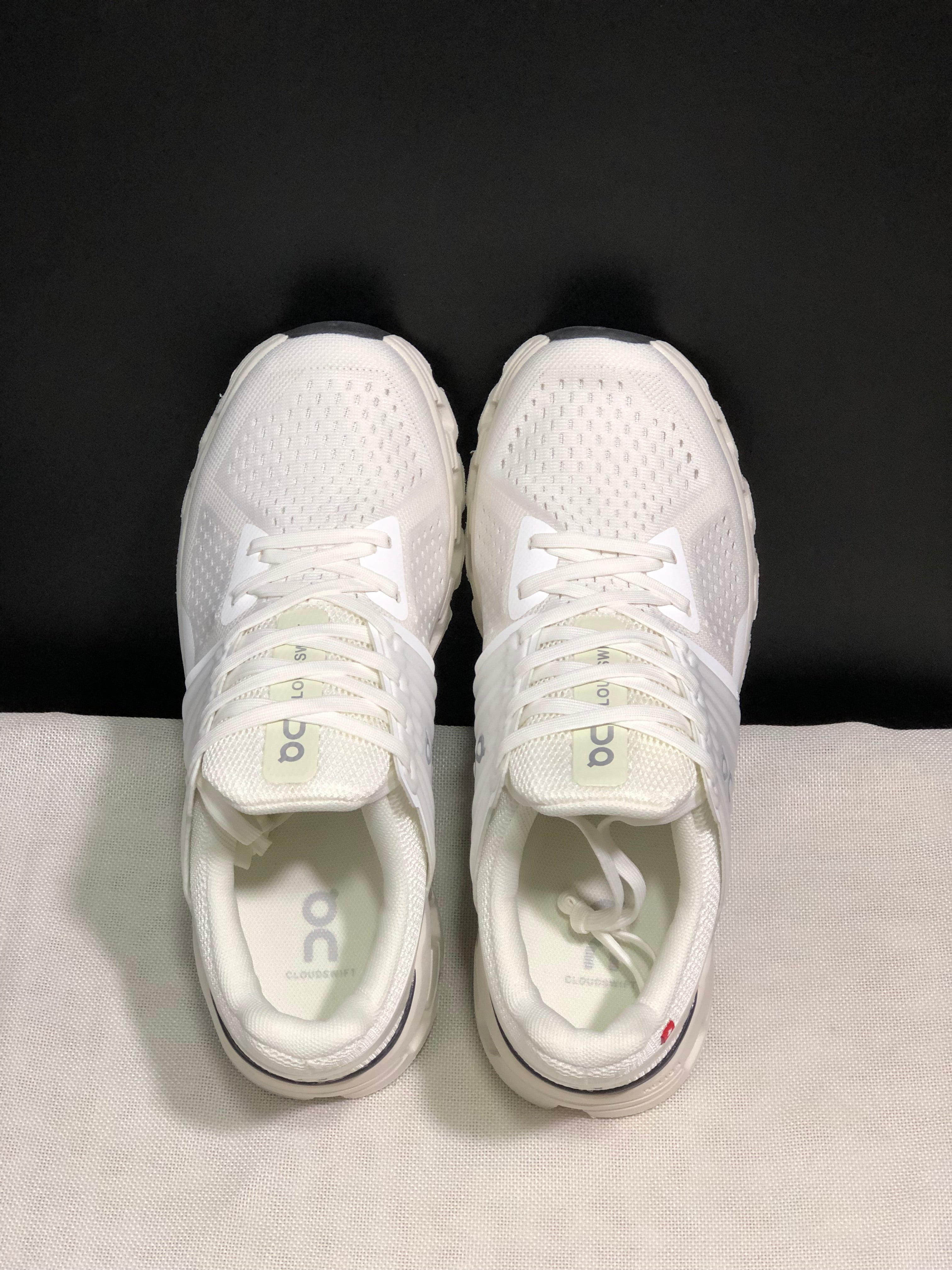 On Running Cloudswift Cushioning Running Shoes Ivory