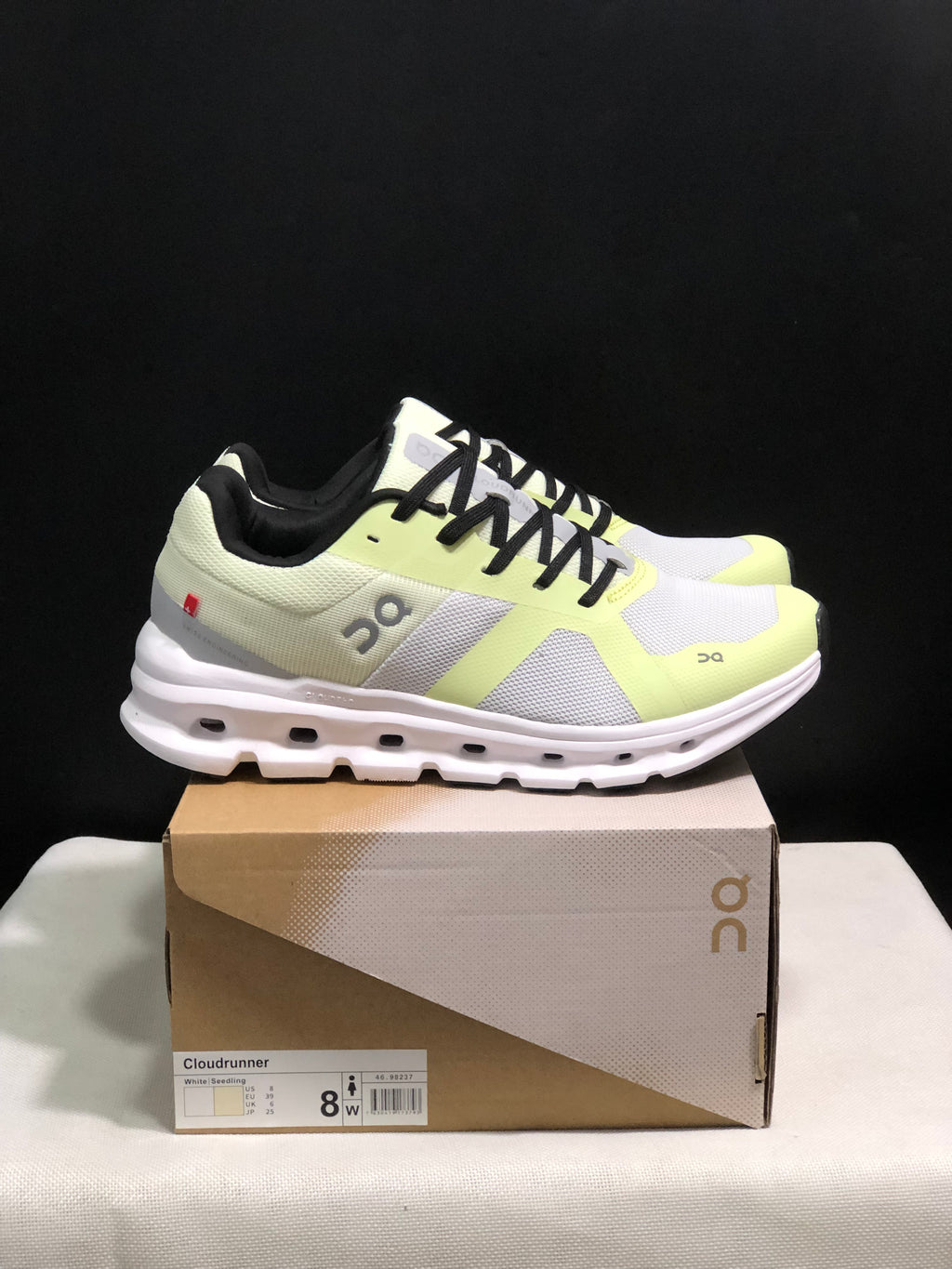 On Running Cloudrunner Anti-Slip Sports Running Shoes Light Grey/Seedling