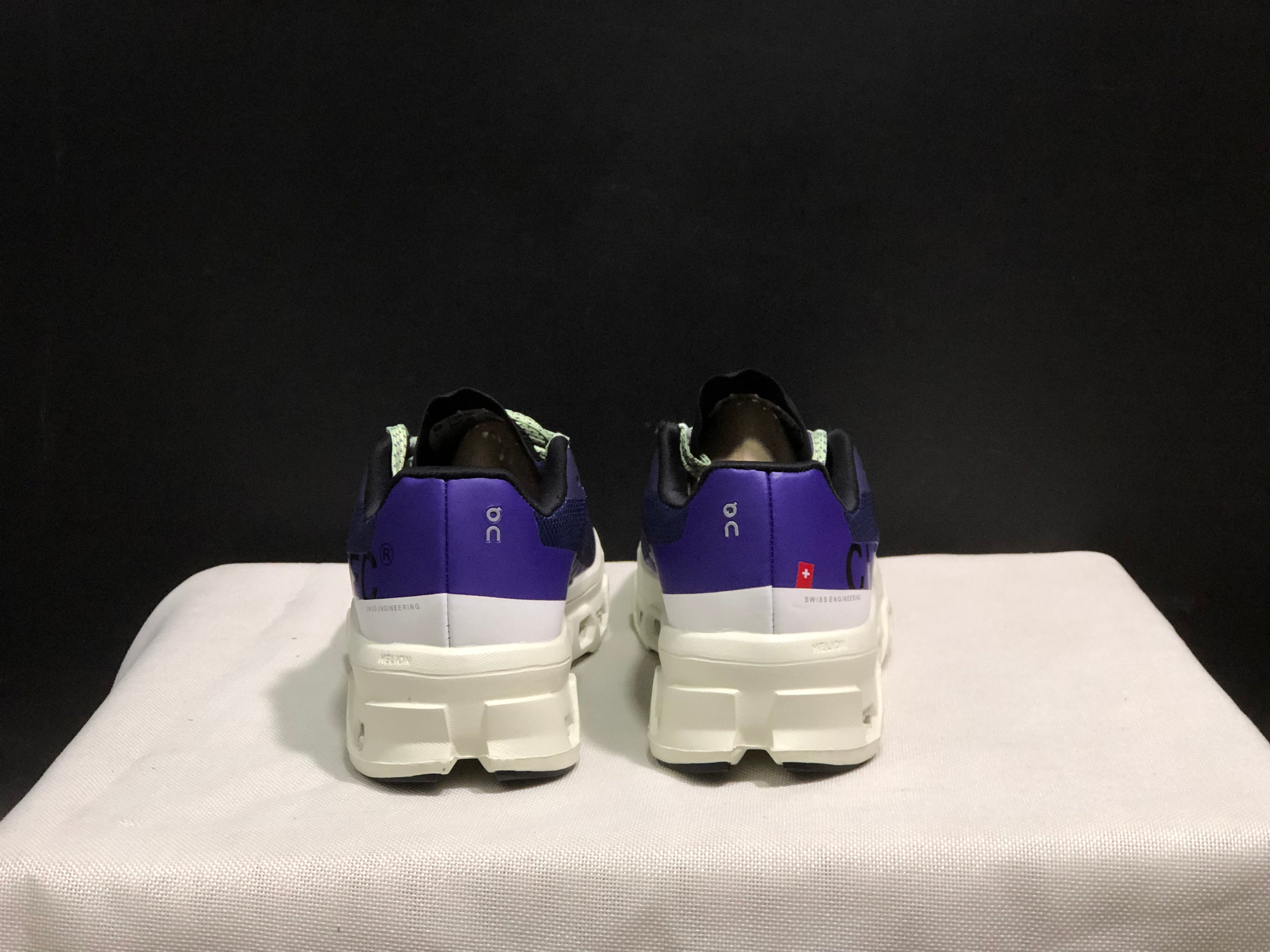 On Running Cloudmonster Anti-Slip Running Shoes Dark Purple/Ivory