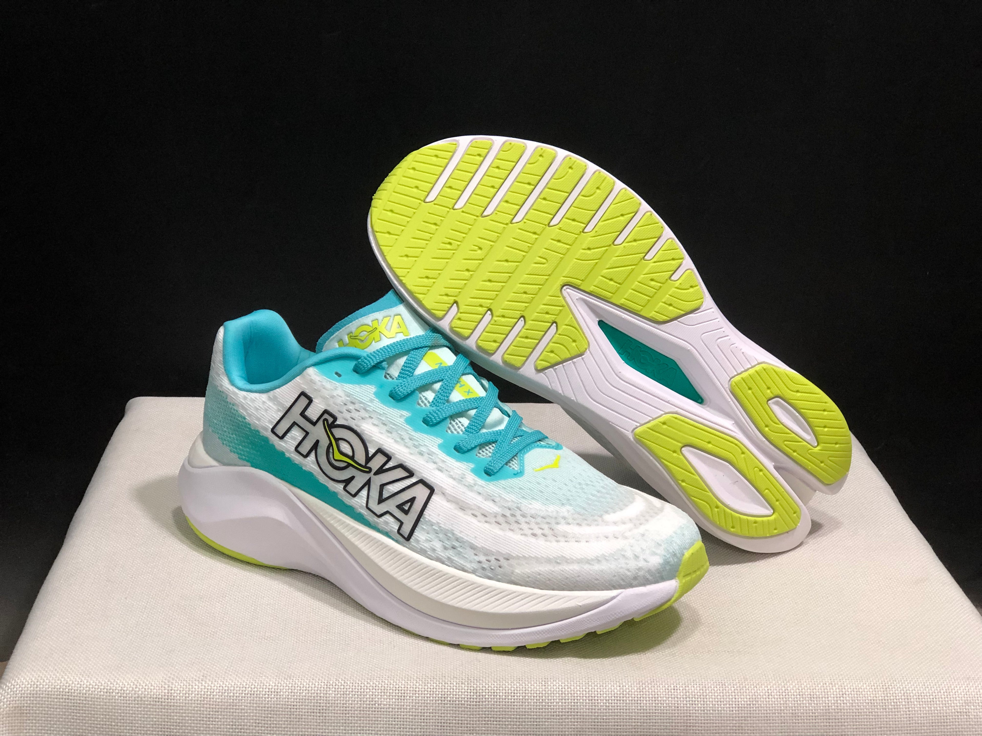 Hoka One One Mach X Low-top Running Shoes Sneakers White