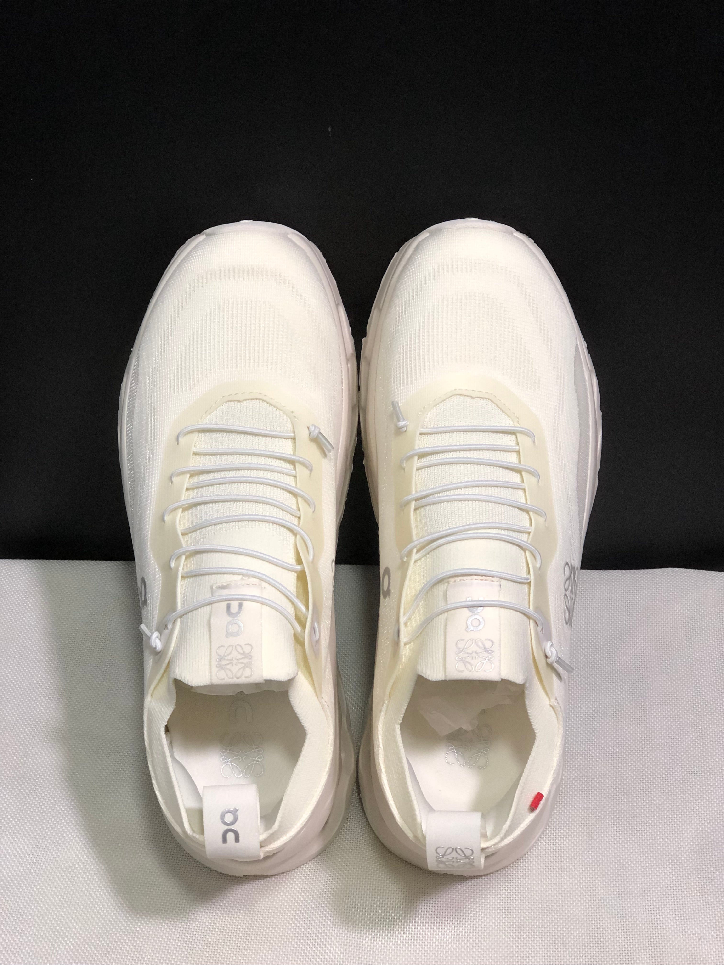 LOEWE x On Running Cloudtilt Running Shoes Co-Signed Edition Beige