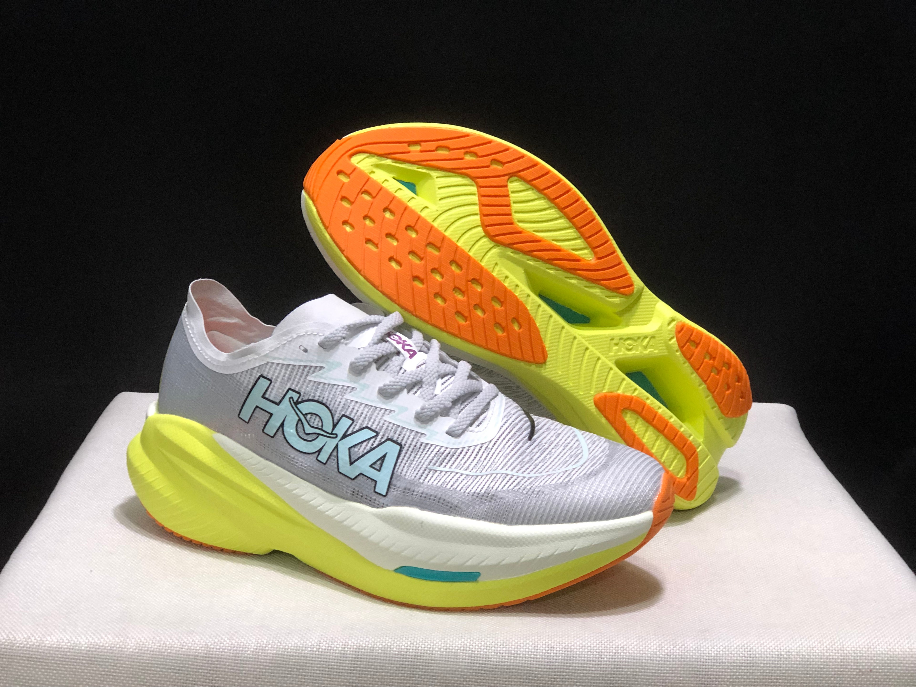 Hoka One One Mach X 2 Low-top Running Shoes Sneakers White/Gold