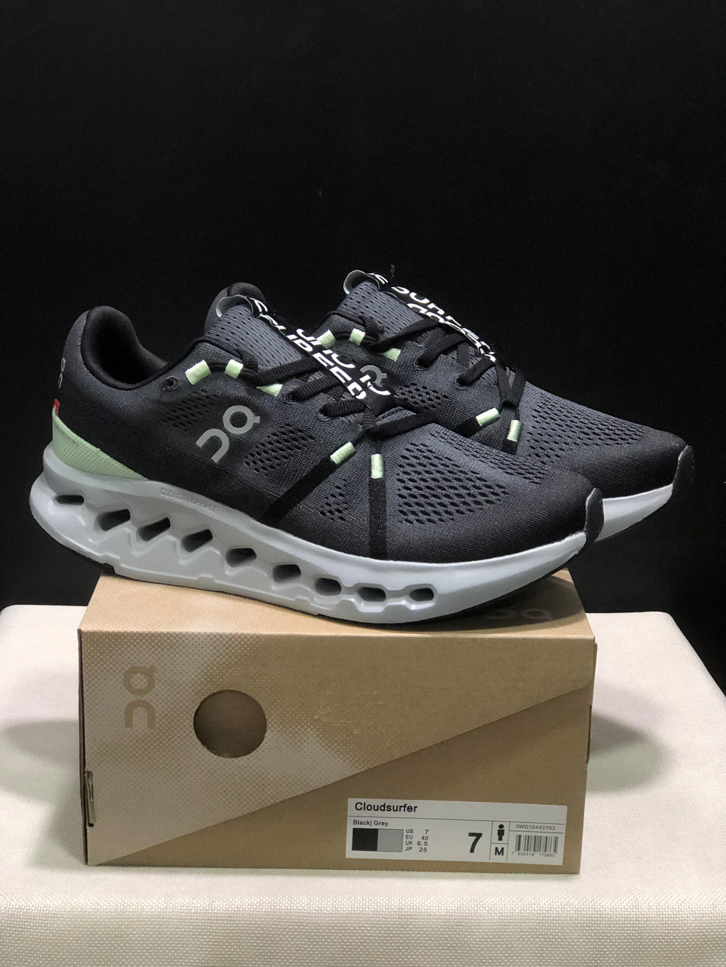 On Running Cloudsurfer Training Anti-Slip Running Shoes Black
