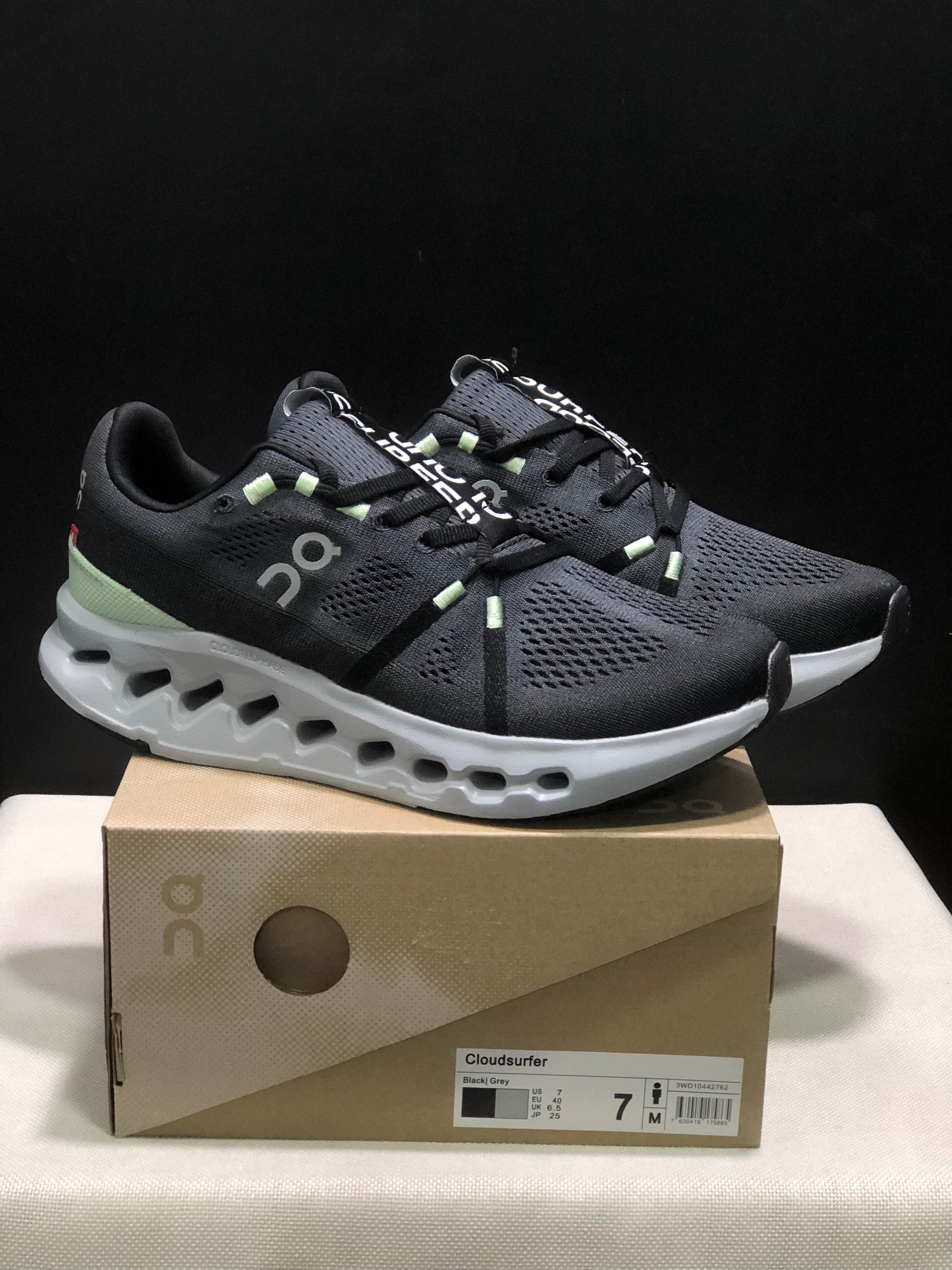 On Running Cloudsurfer Training Anti-Slip Running Shoes Black