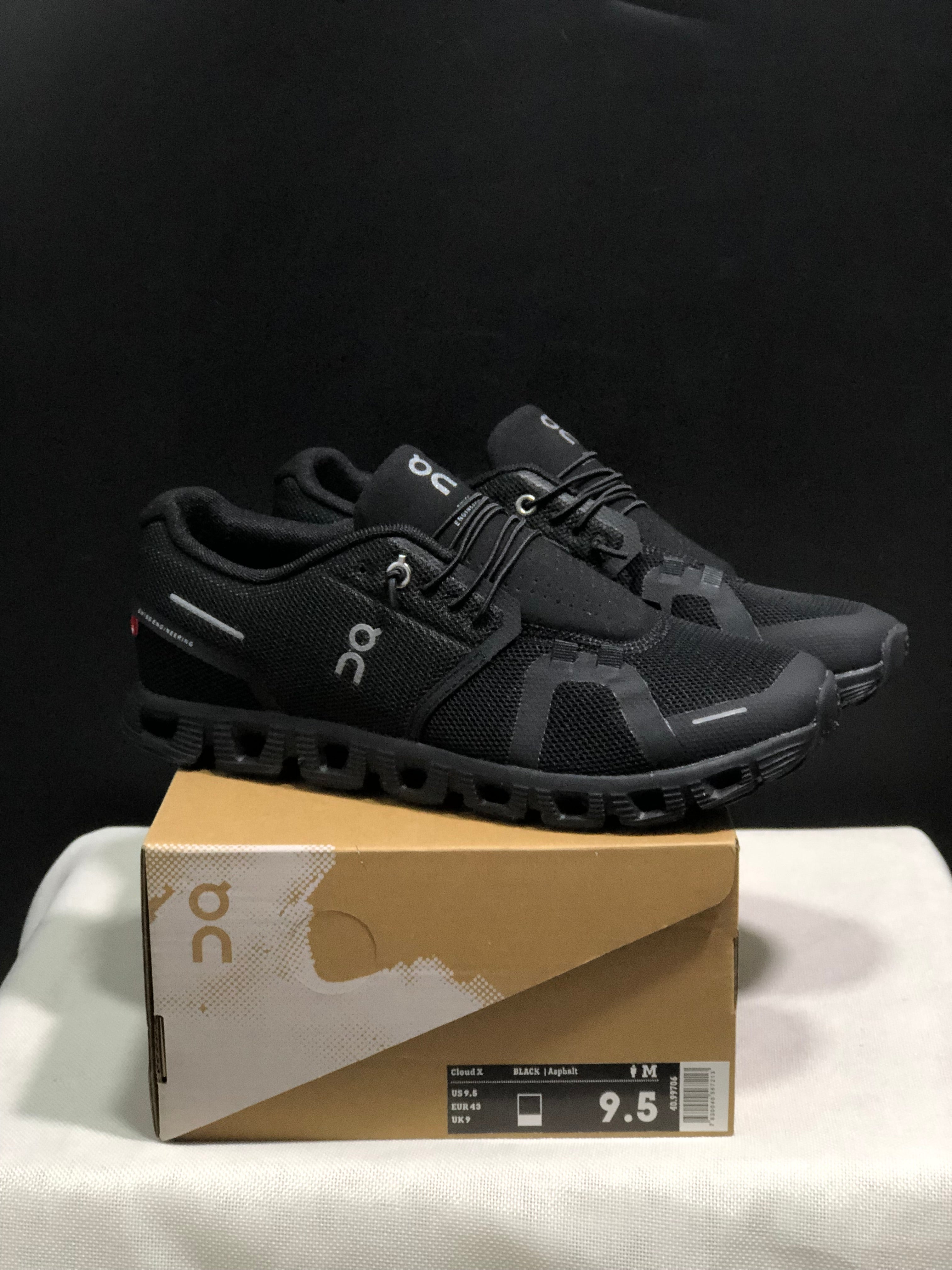 On Running Cloud 5 Lightweight Running Shoes Black/Asphalt