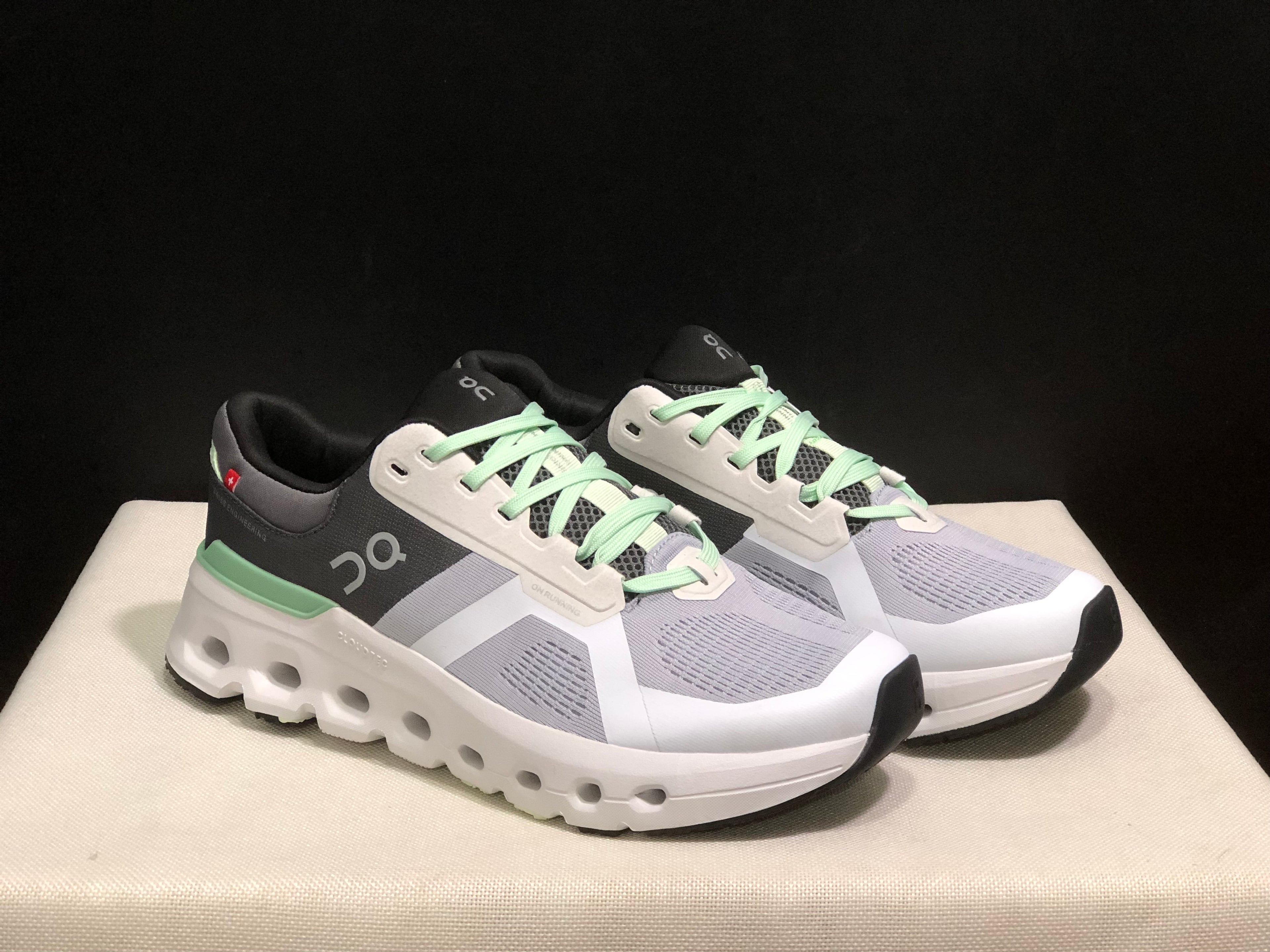 On Running Cloudrunner 2 Mesh Breathable Running Shoes Light Grey/Green
