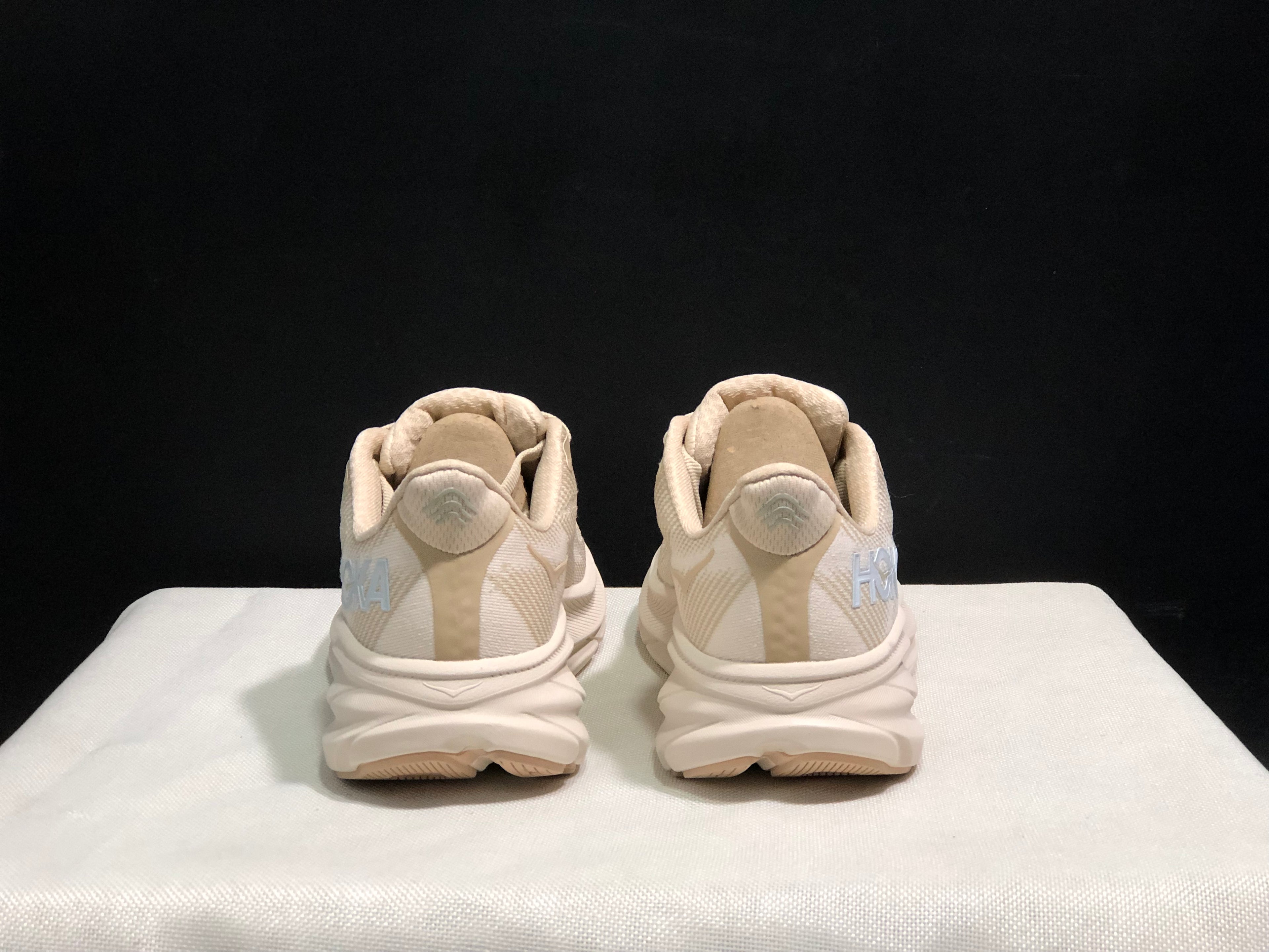 Hoka One One Clifton 9 Running Shoes Athletic Shoes Sneakers Cream