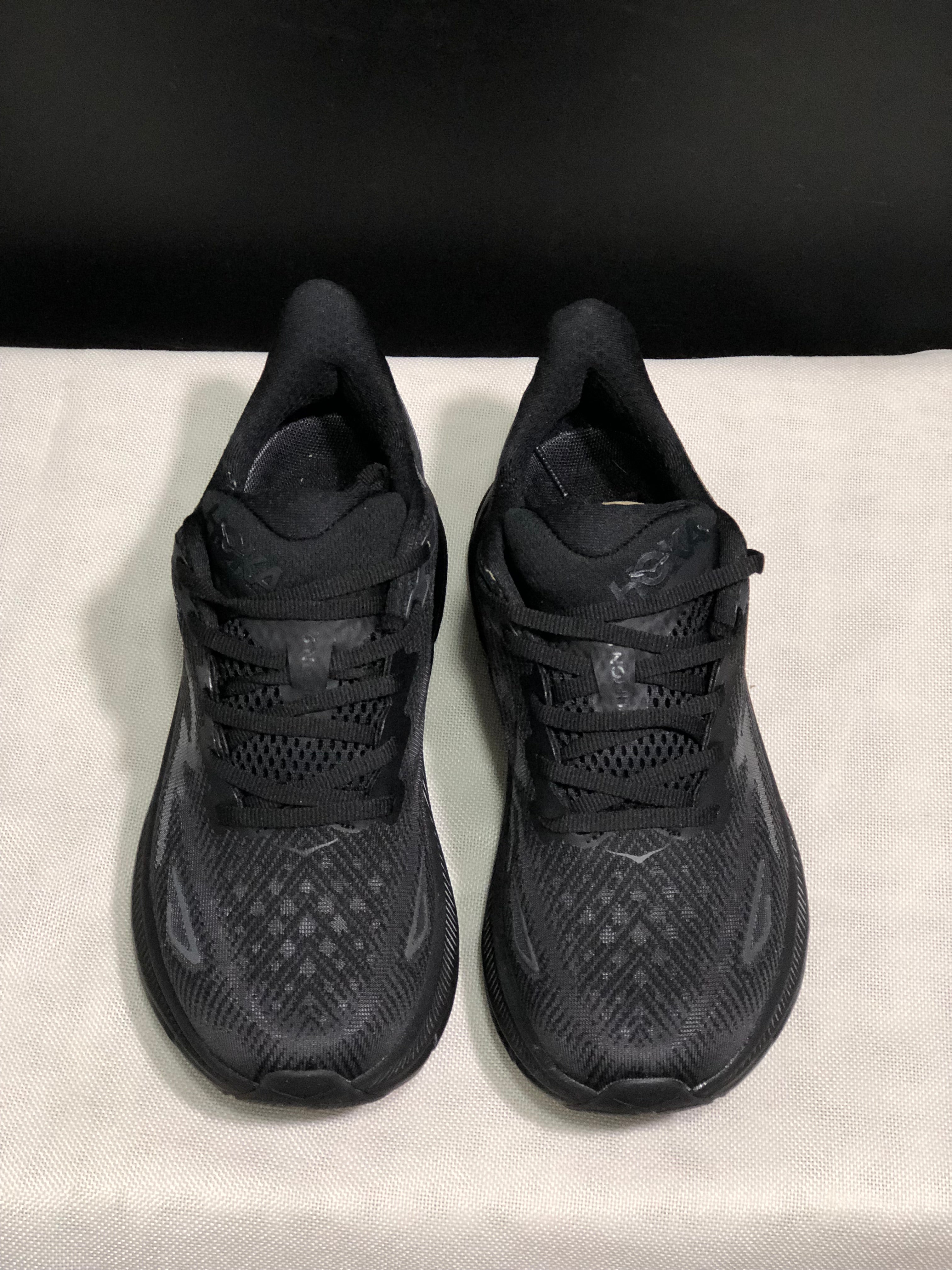 Hoka One One Clifton 9 Black Running Shoes Athletic Shoes Sneakers