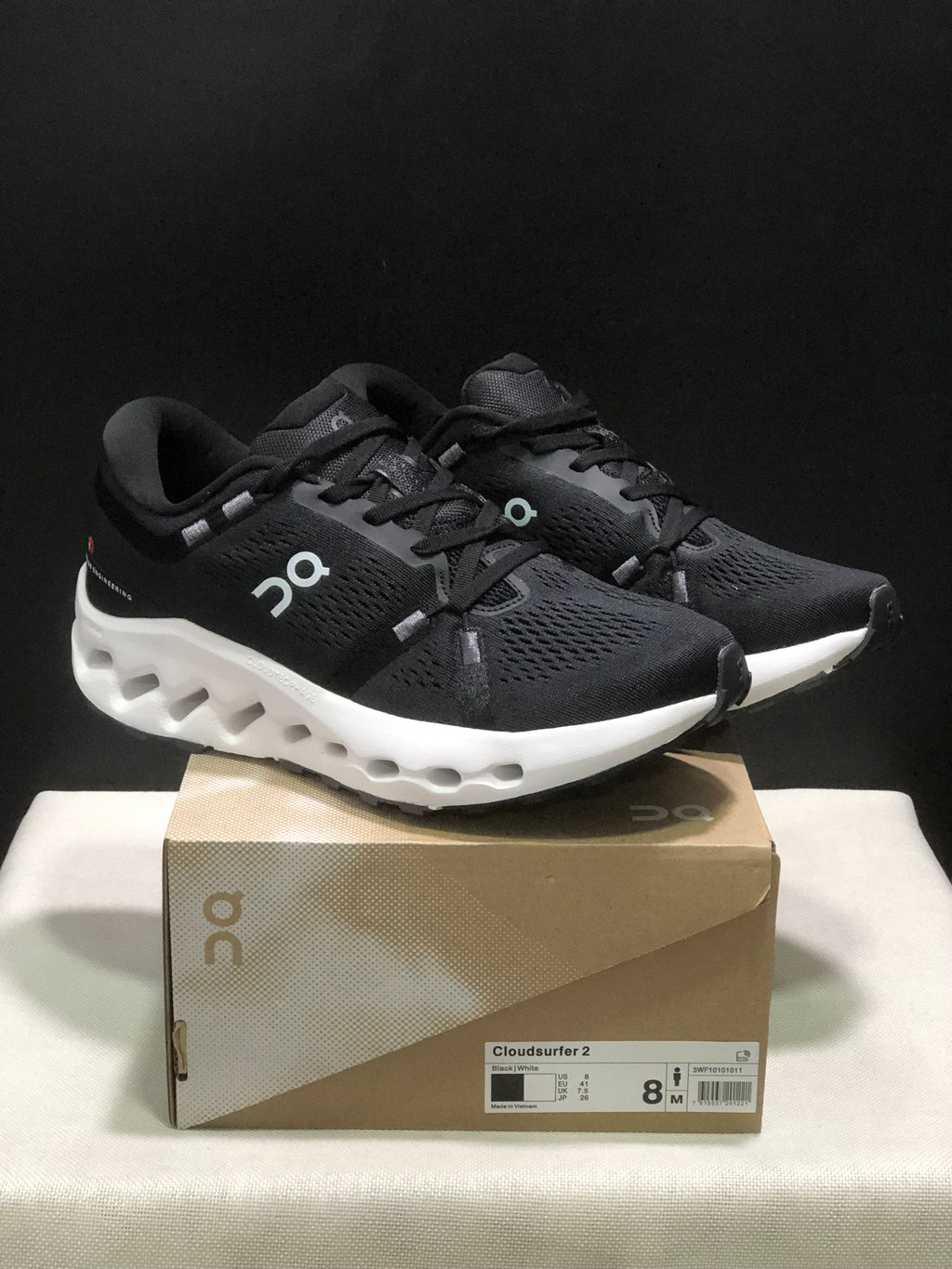 On Running Cloudsurfer 2 Casual Running Shoes Black/White