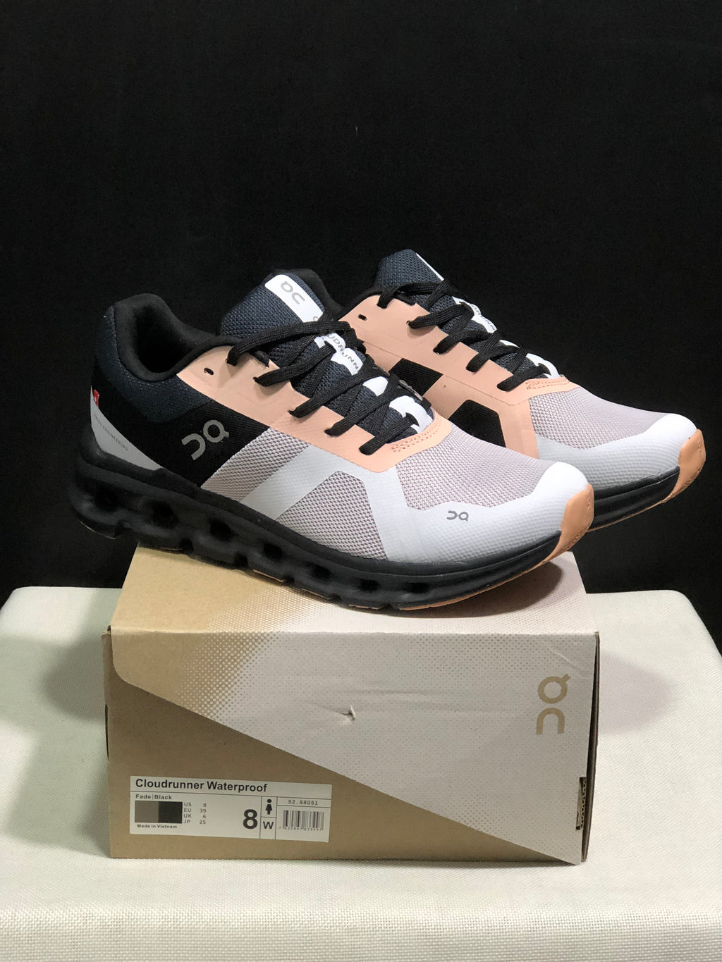 On Running Cloudrunner Anti-Slip Sports Running Shoes Fade/Black