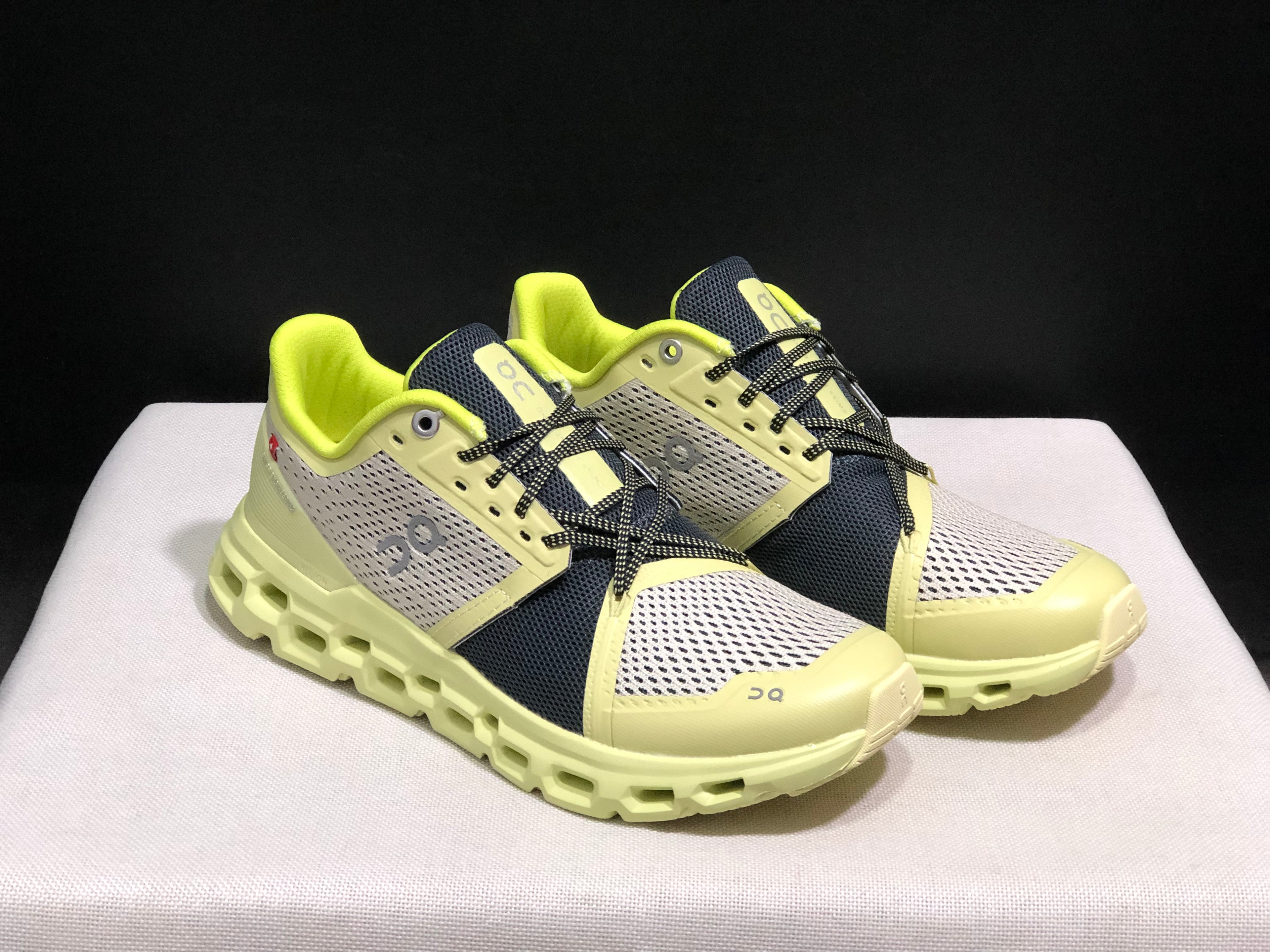 On Running Cloudstratus Shock-Absorbing And Breathable Running Shoes Yellow/Drak Grey