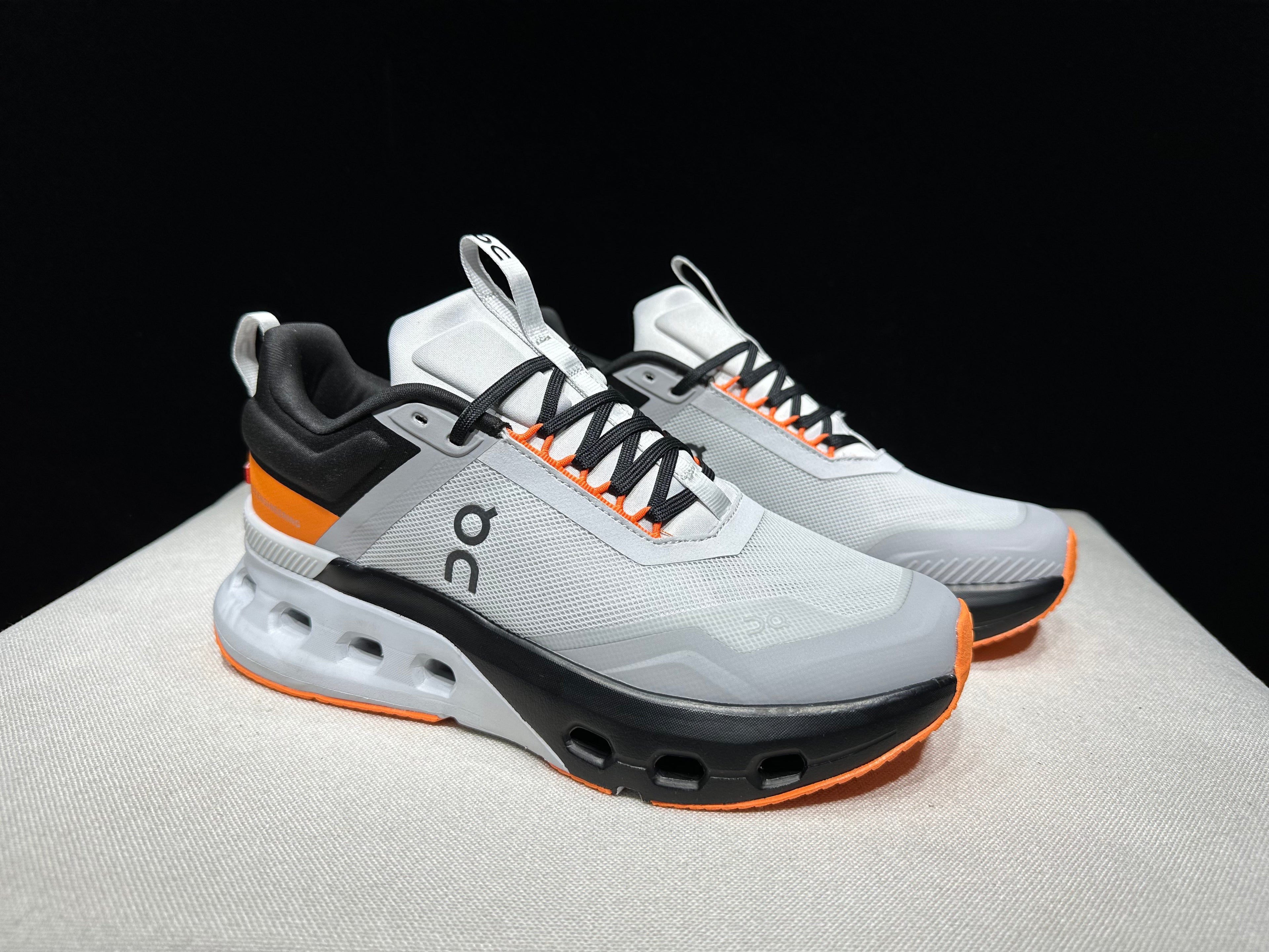 On Running Cloudnova X Comfortable Anti-Slip Running Shoes Light Grey