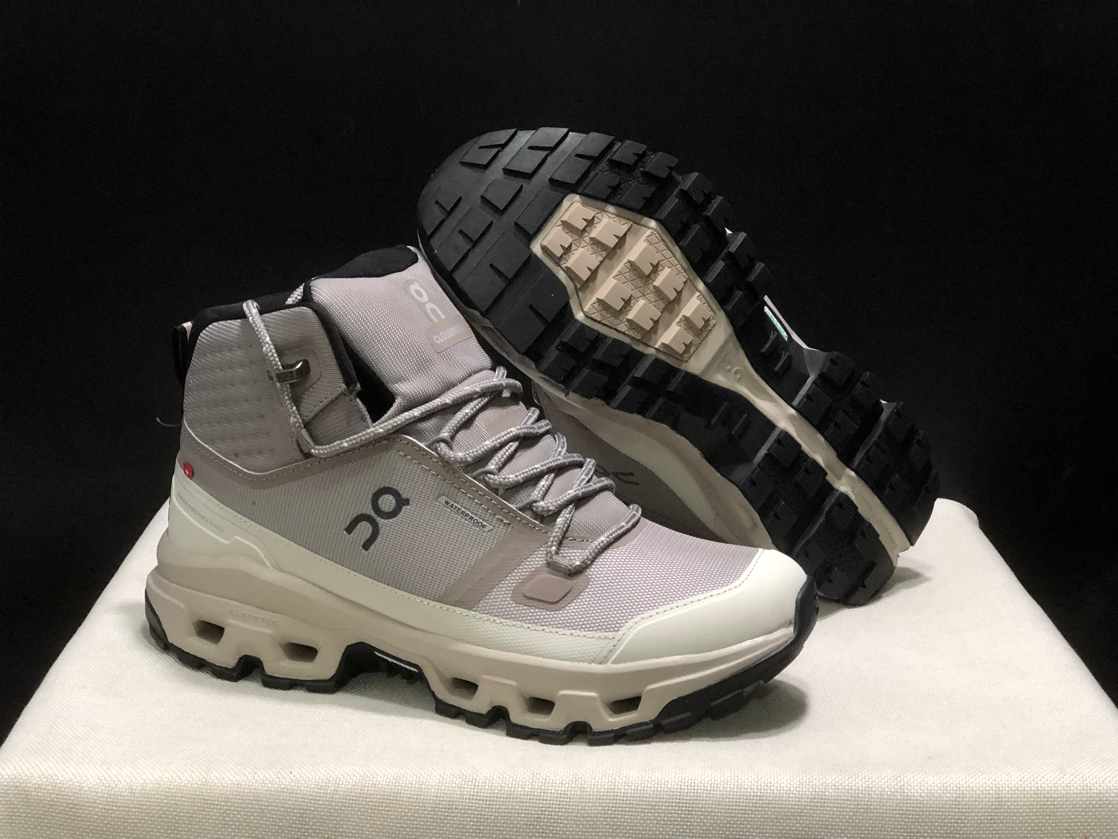 On Running Cloudrock Mid WP High-Top Hiking Shoes Cinder/Desert