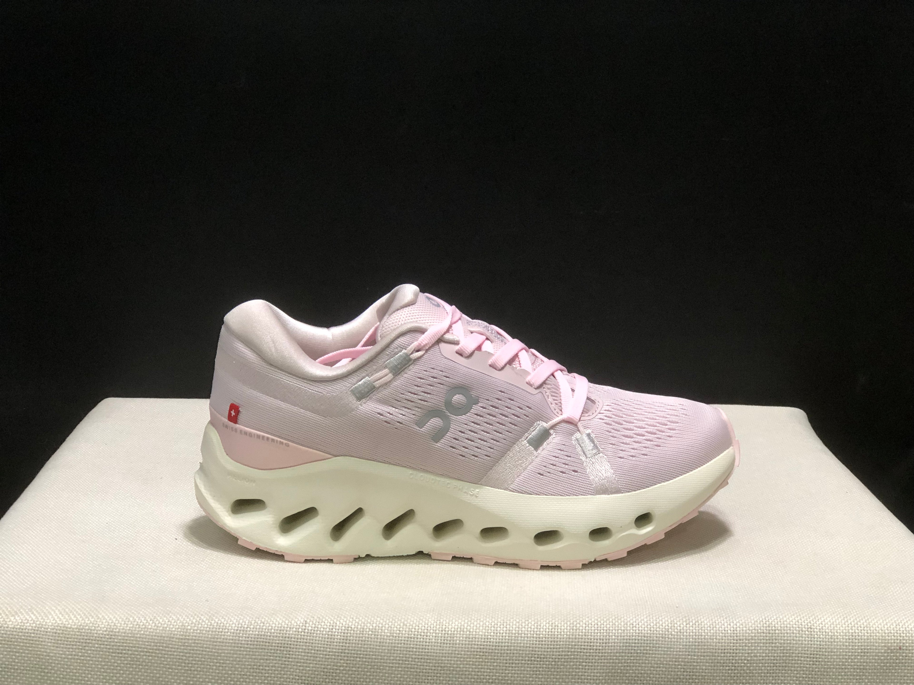 On Running Cloudsurfer 2 Casual Running Shoes Plum Powder/Iovry