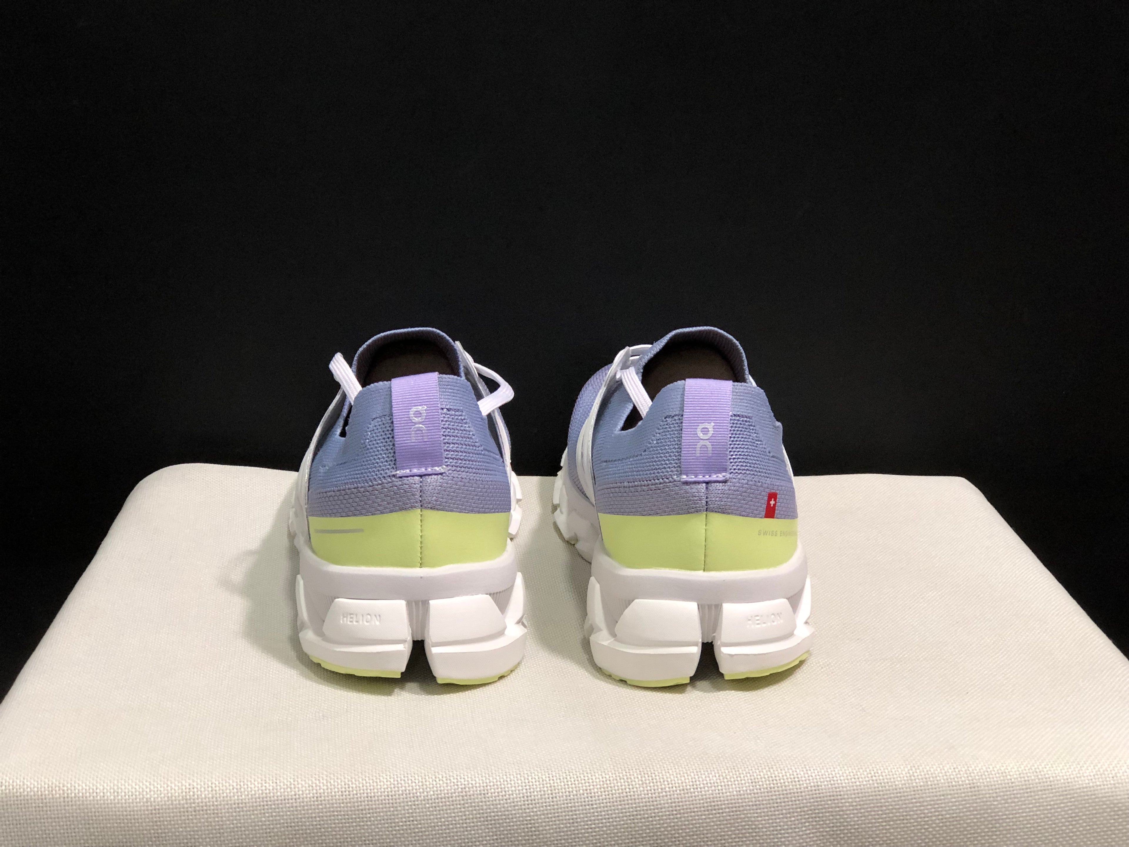 On Running Cloudswift 3 Trendy And Comfortable Running Shoes Light Purple/Hay
