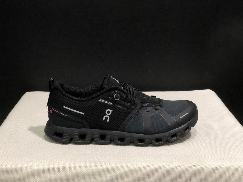 On Running Cloud 5 Lightweight Running Shoes All Black