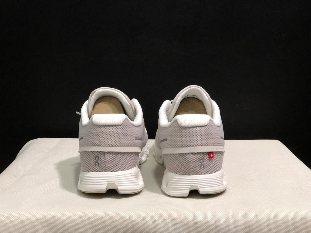 On Running Cloud 5 Lightweight Running Shoes Light Khaki