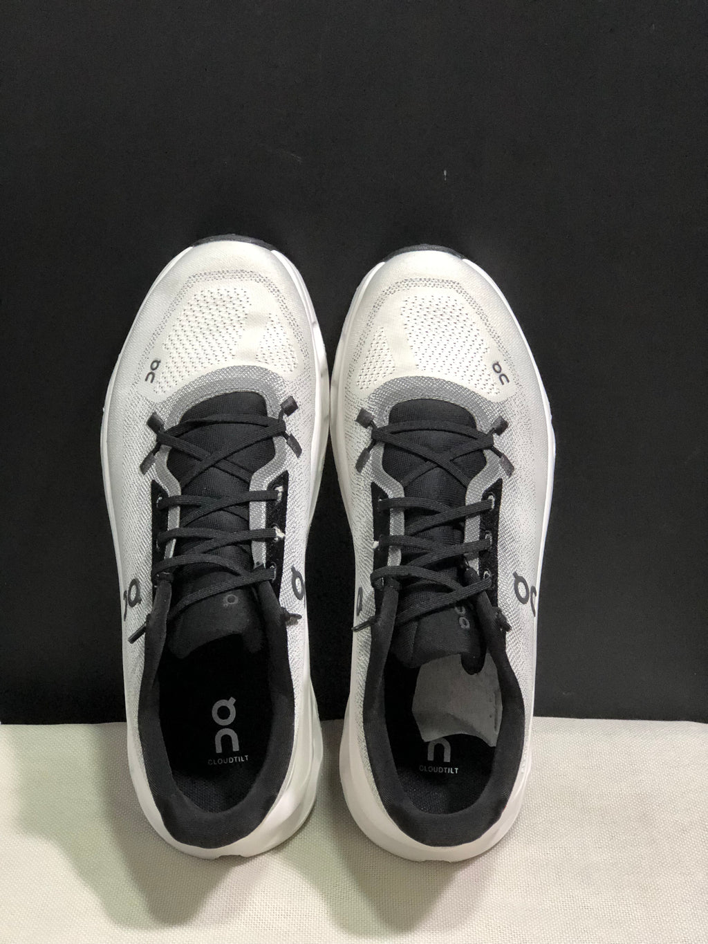 On Running Cloudtilt Durable Casual Life Shoes Black/Ivory