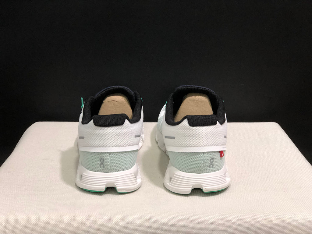 On Running Cloud 5 Lightweight Running Shoes Green/White