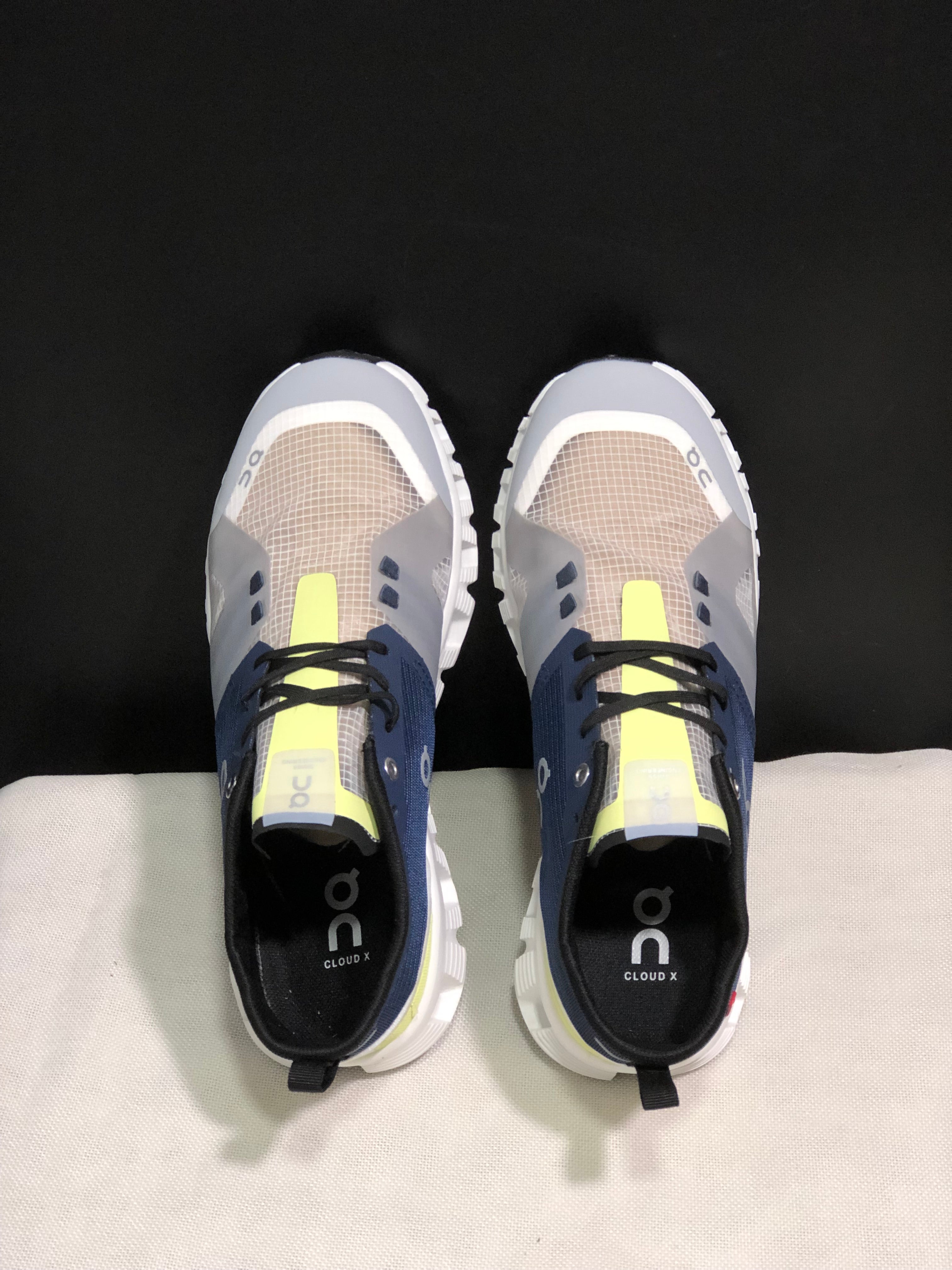 On Running Cloud X Shift Breathable And Shock-Absorbing Lightweight Running Shoes Navy/Light Grey