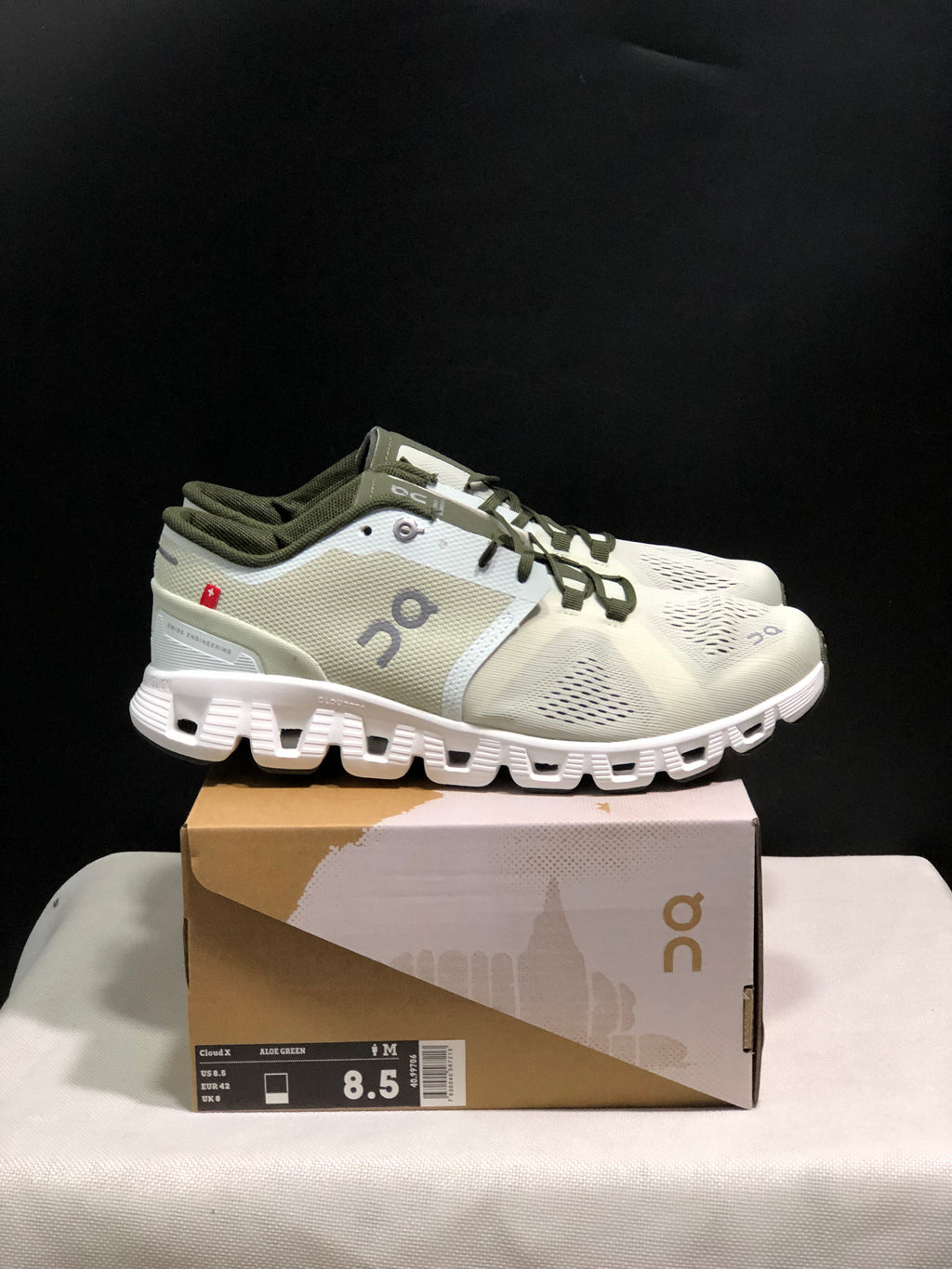On Running Cloud X Lightweight Running Shoes Aloe Green
