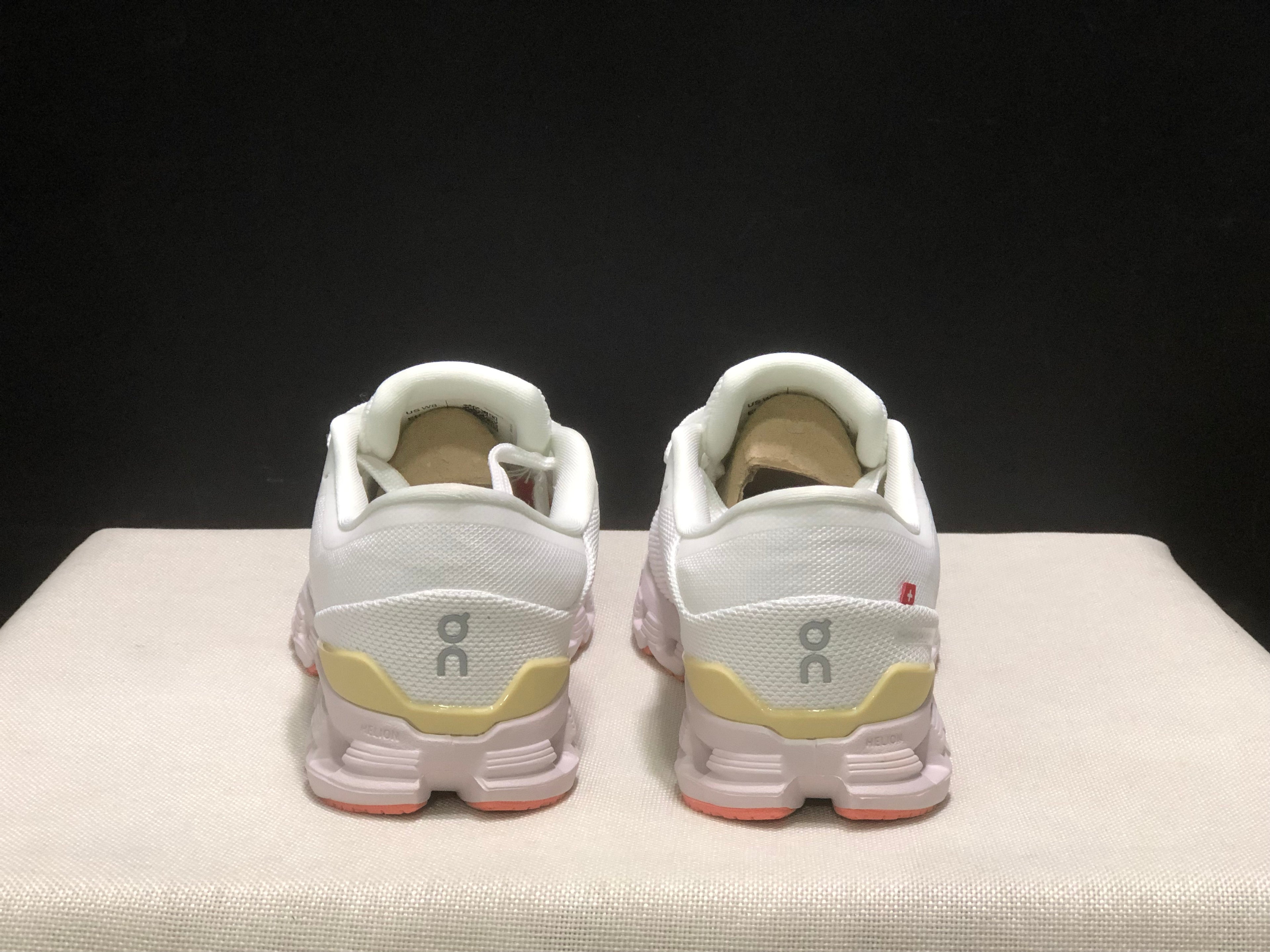 On Running Cloud X4 Comfortable Running Shoes White/Milk Powder Color