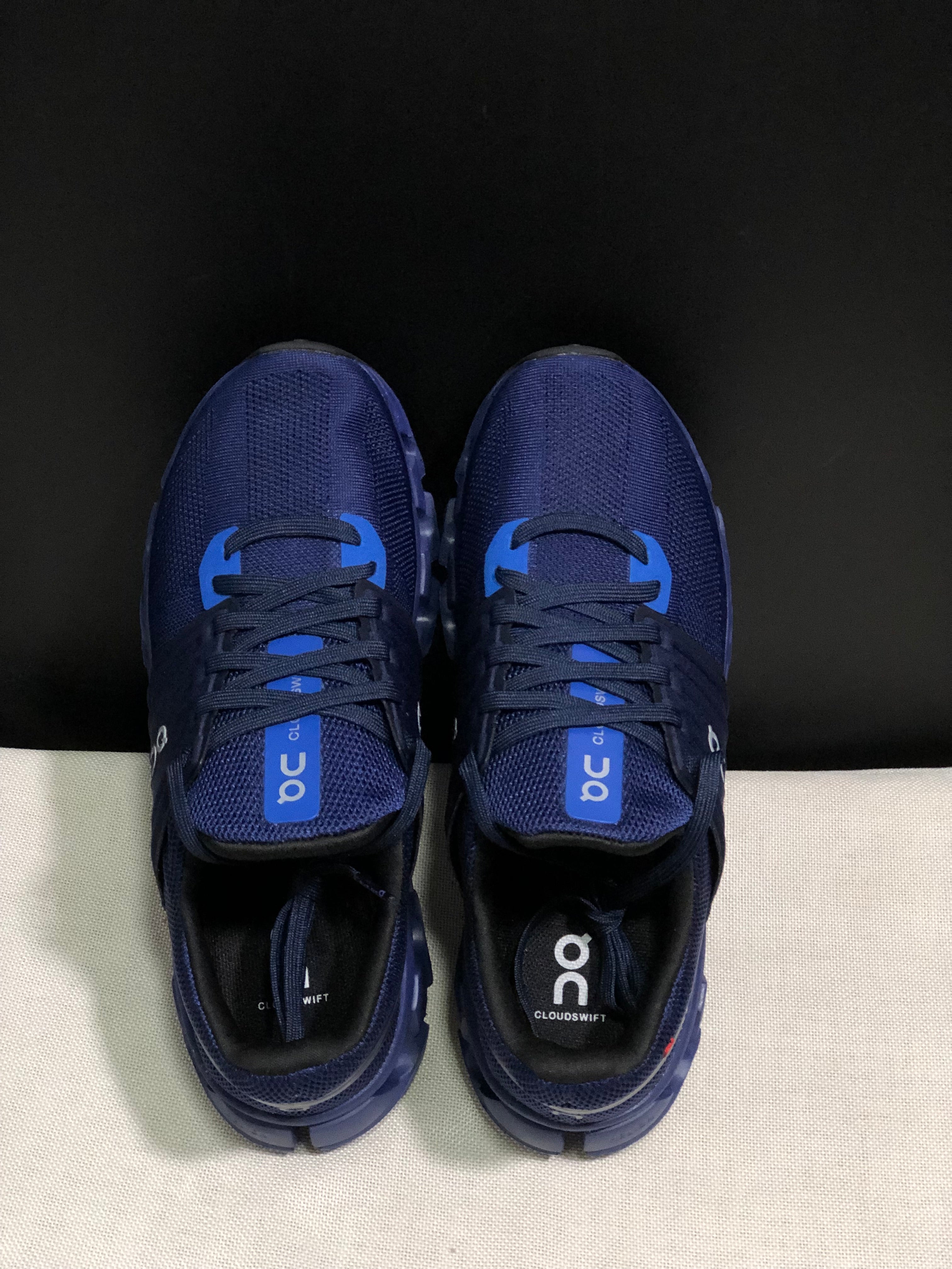 On Running Cloudswift 3 Trendy And Comfortable Running Shoes Navy