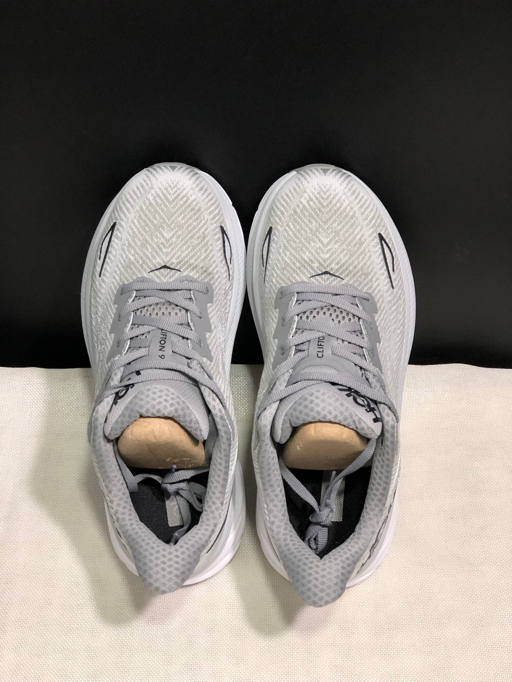 Hoka One One Clifton 9 Running Shoes Athletic Shoes Sneakers Gray