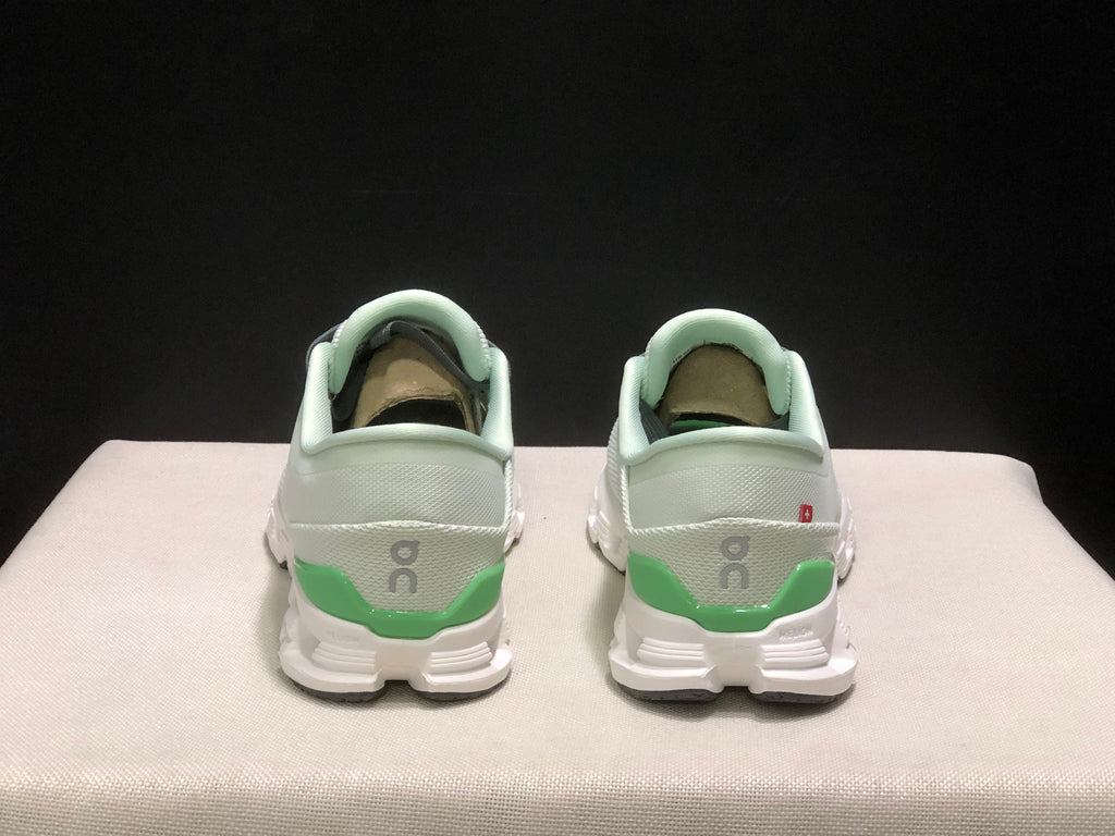 On Running Cloud X4 Comfortable Running Shoes Aloe/Honeydew