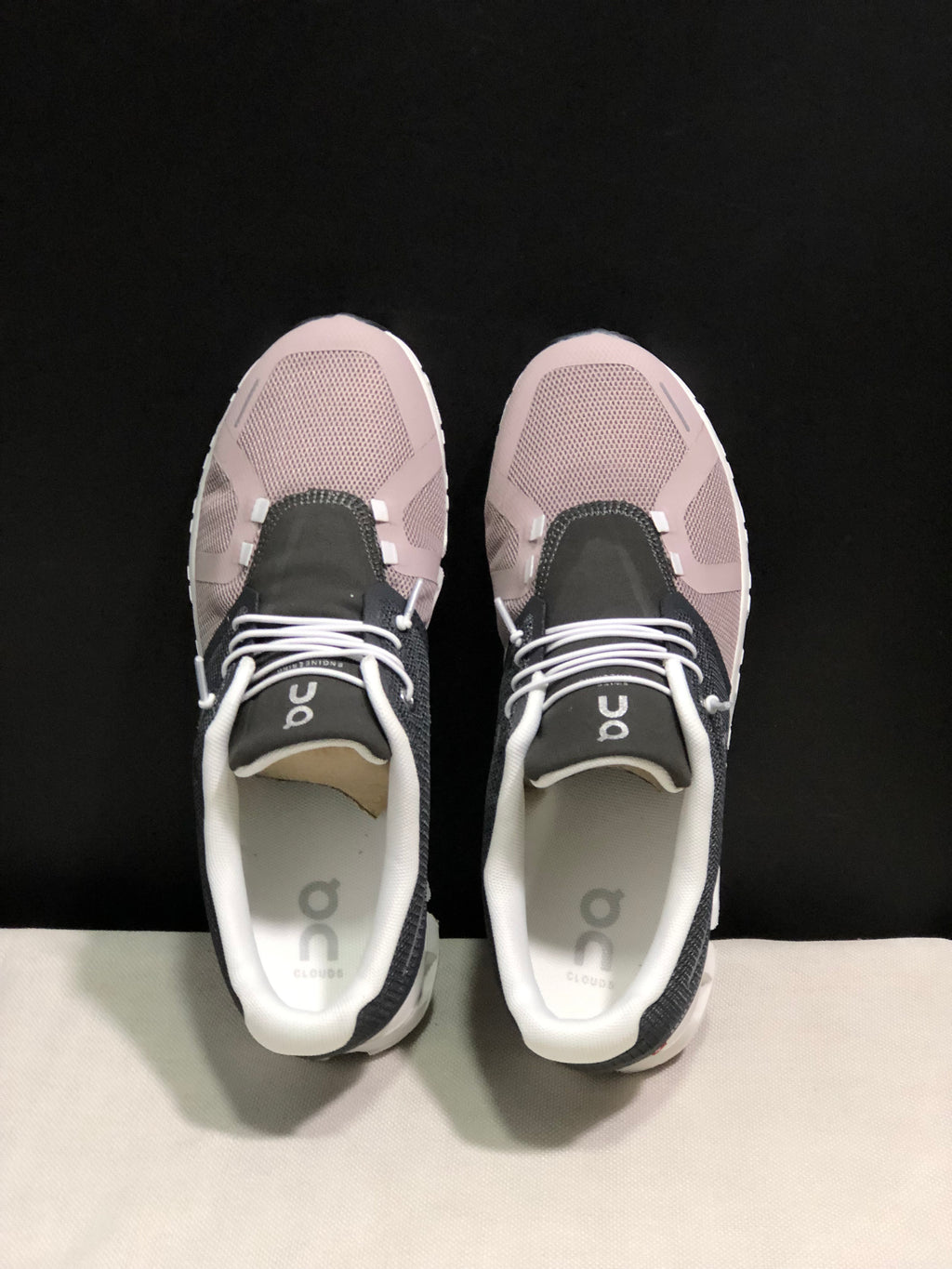 On Running Cloud 5 Lightweight Running Shoes Black/Brown