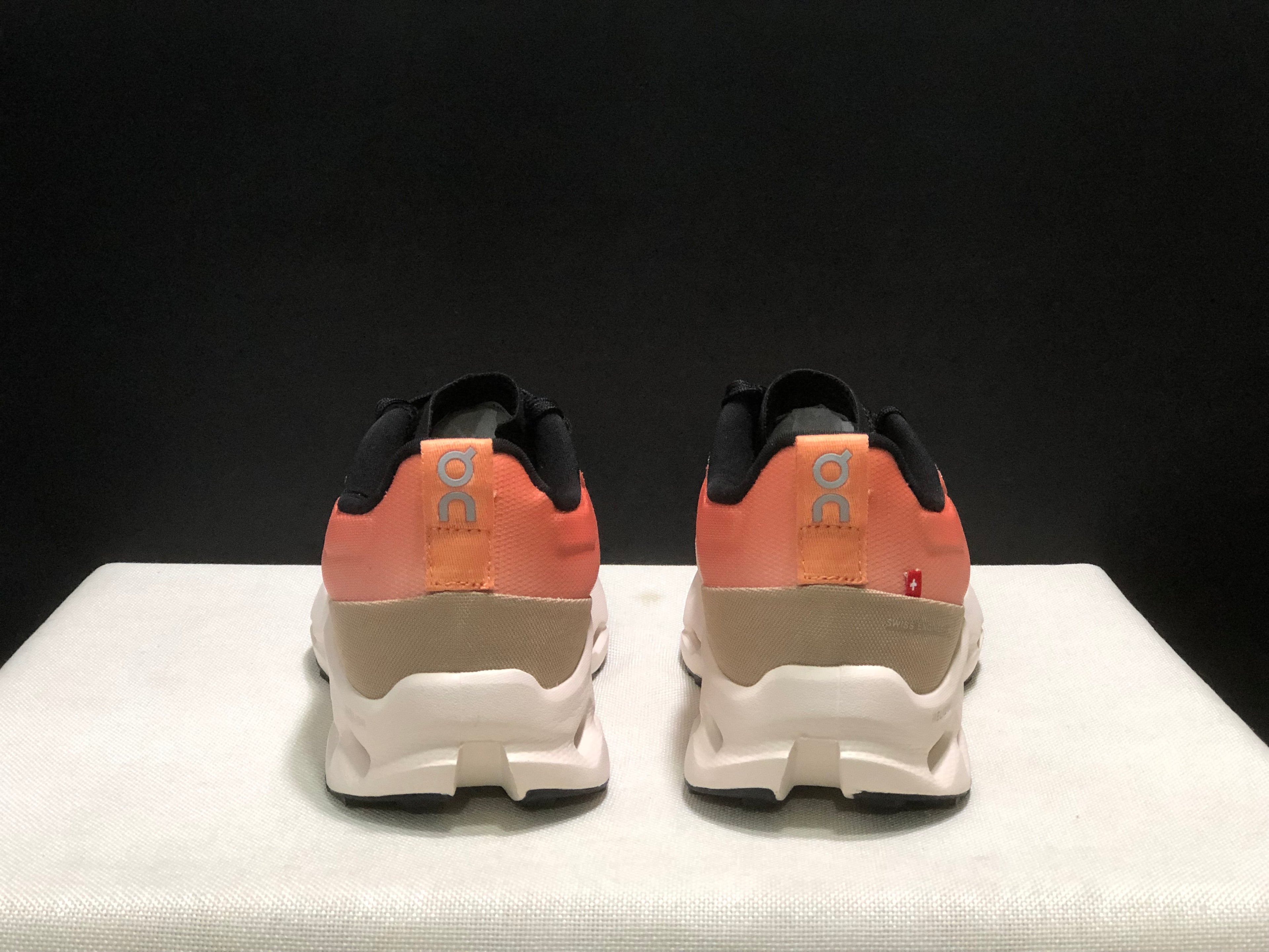 On Running Cloudsurfer Trail Waterproof Comfortable And Breathable Running Shoes Orange/White