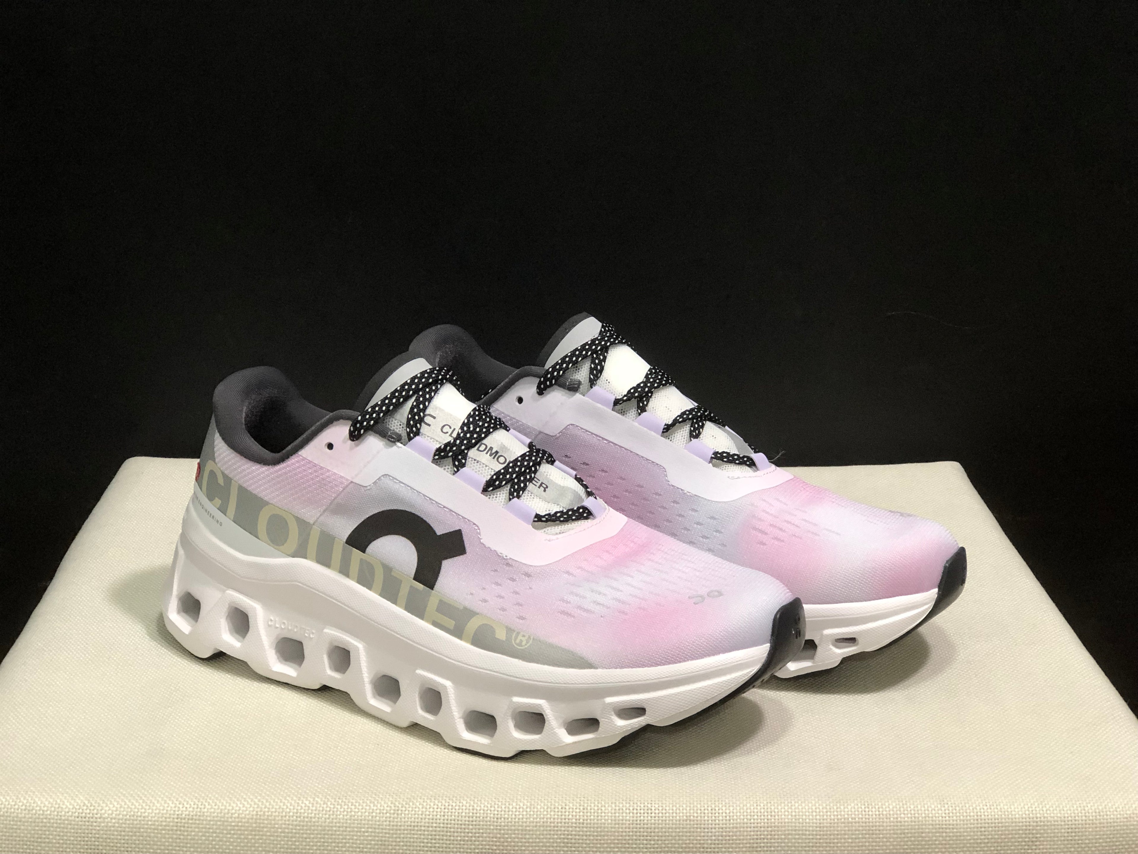 On Running Cloudmonster Anti-Slip Running Shoes Pinkish Purple/White