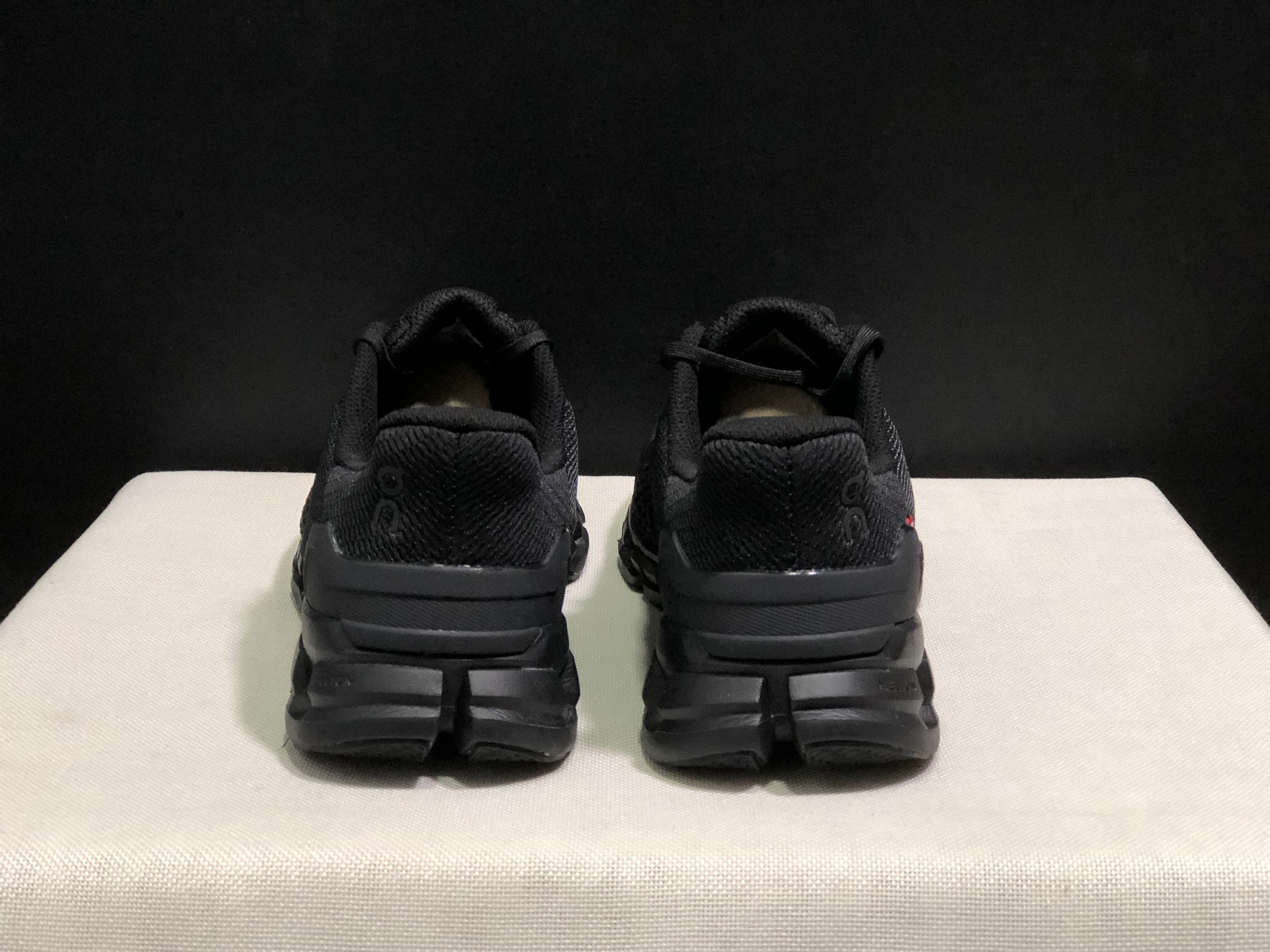 On Running Cloudflyer Shock-Absorbing Running Shoes All Black
