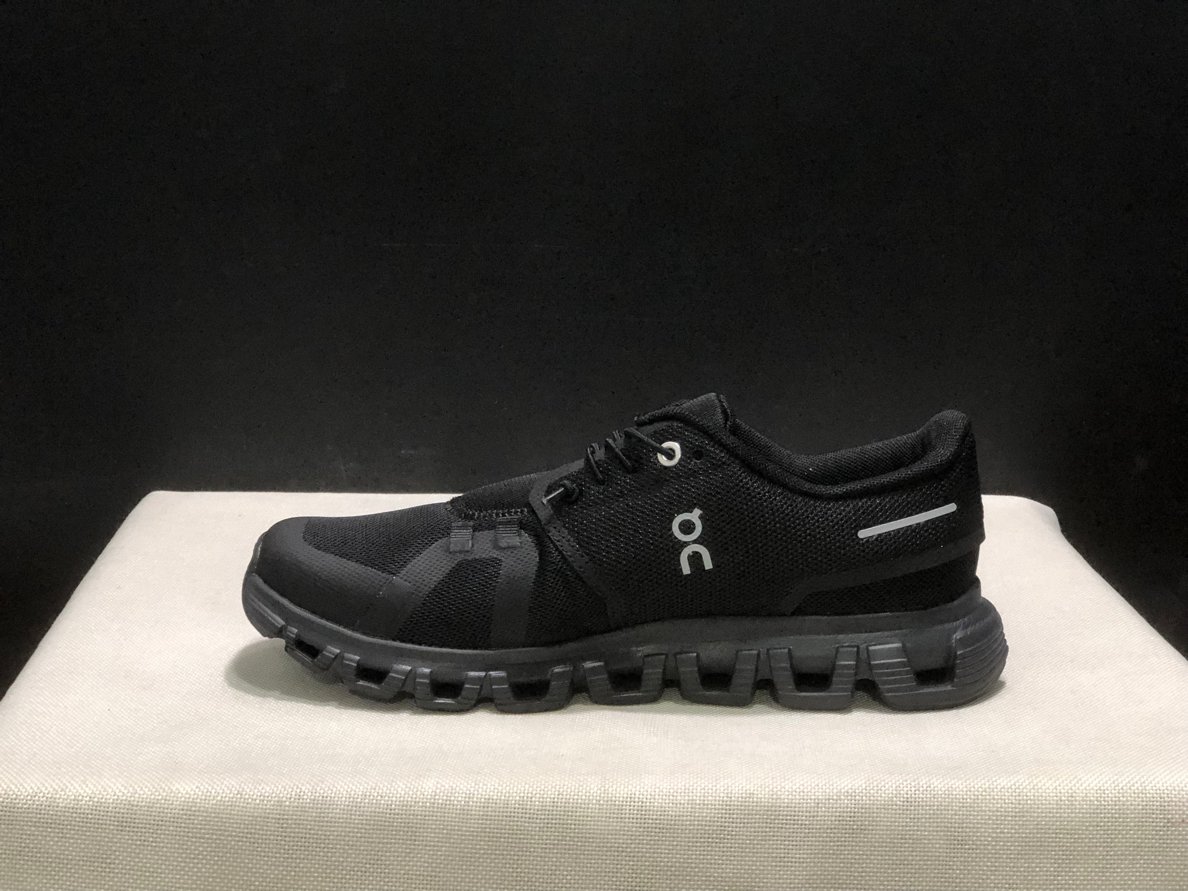 On Running Cloud 6 Casual Life Shoes Black