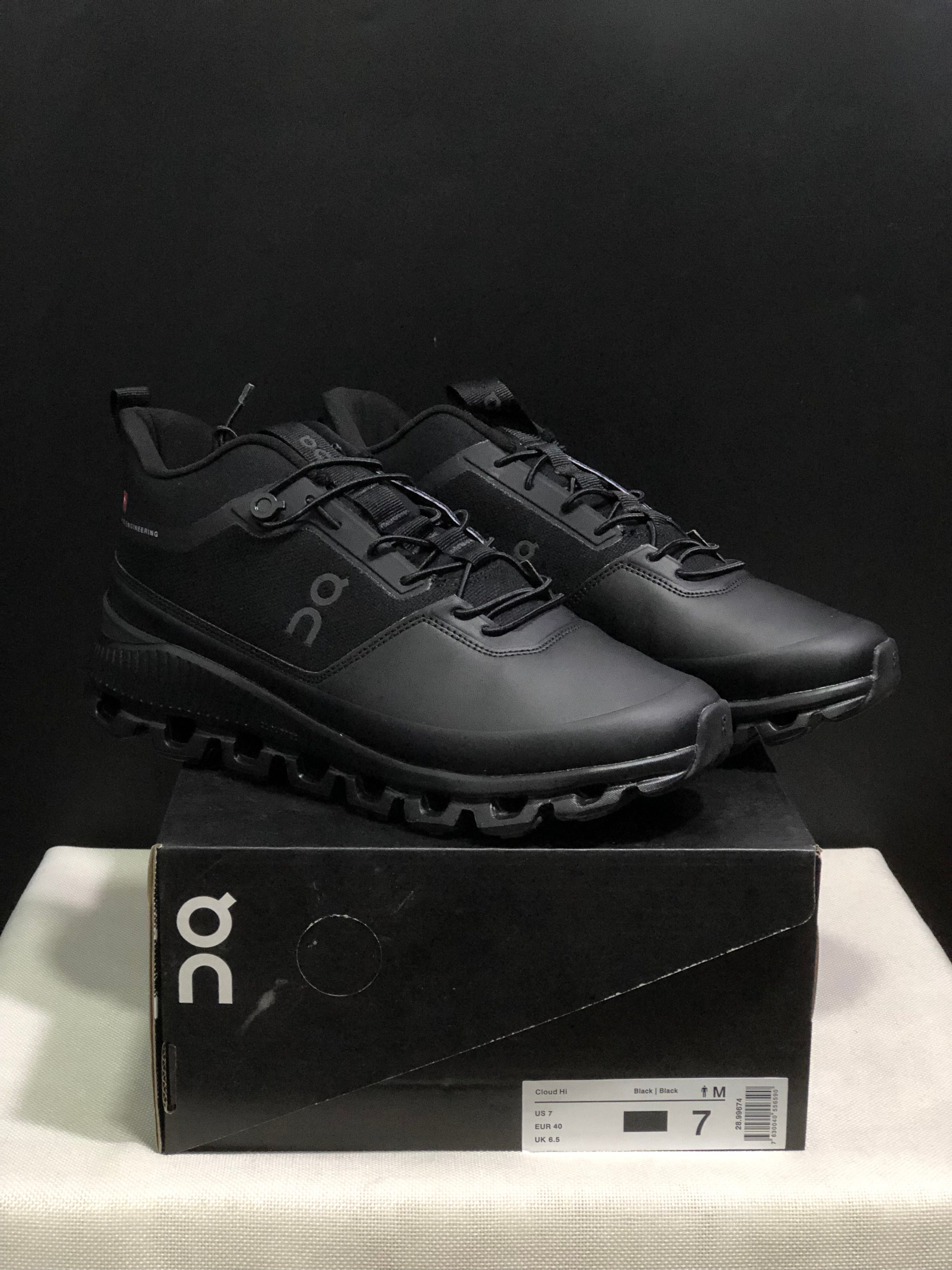 On Running Cloud Hi Edge All Black Outdoor Training Running Shoes