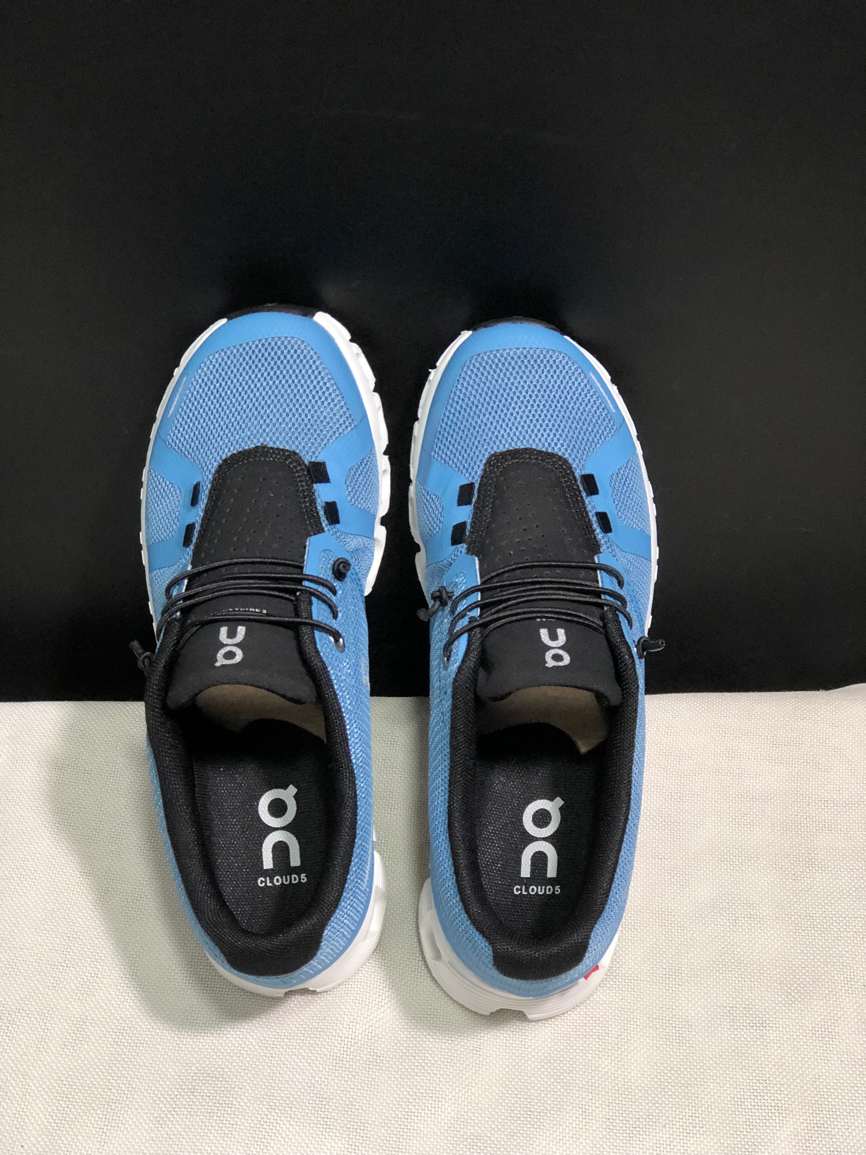 On Running Cloud 5 Lightweight Running Shoes Midnight Blue/Black