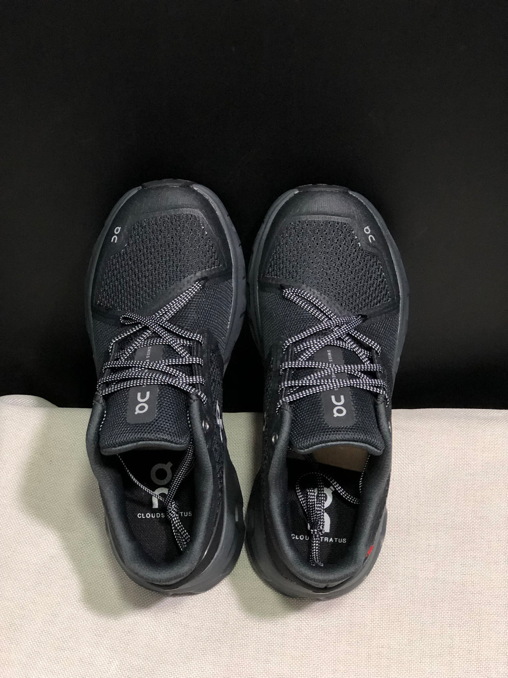 On Running Cloudstratus Shock-Absorbing And Breathable Running Shoes All Black