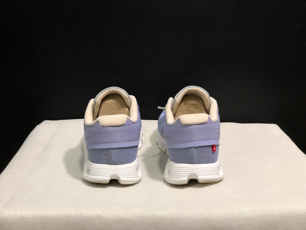 On Running Cloud 5 Light Purple Lightweight Running Shoes
