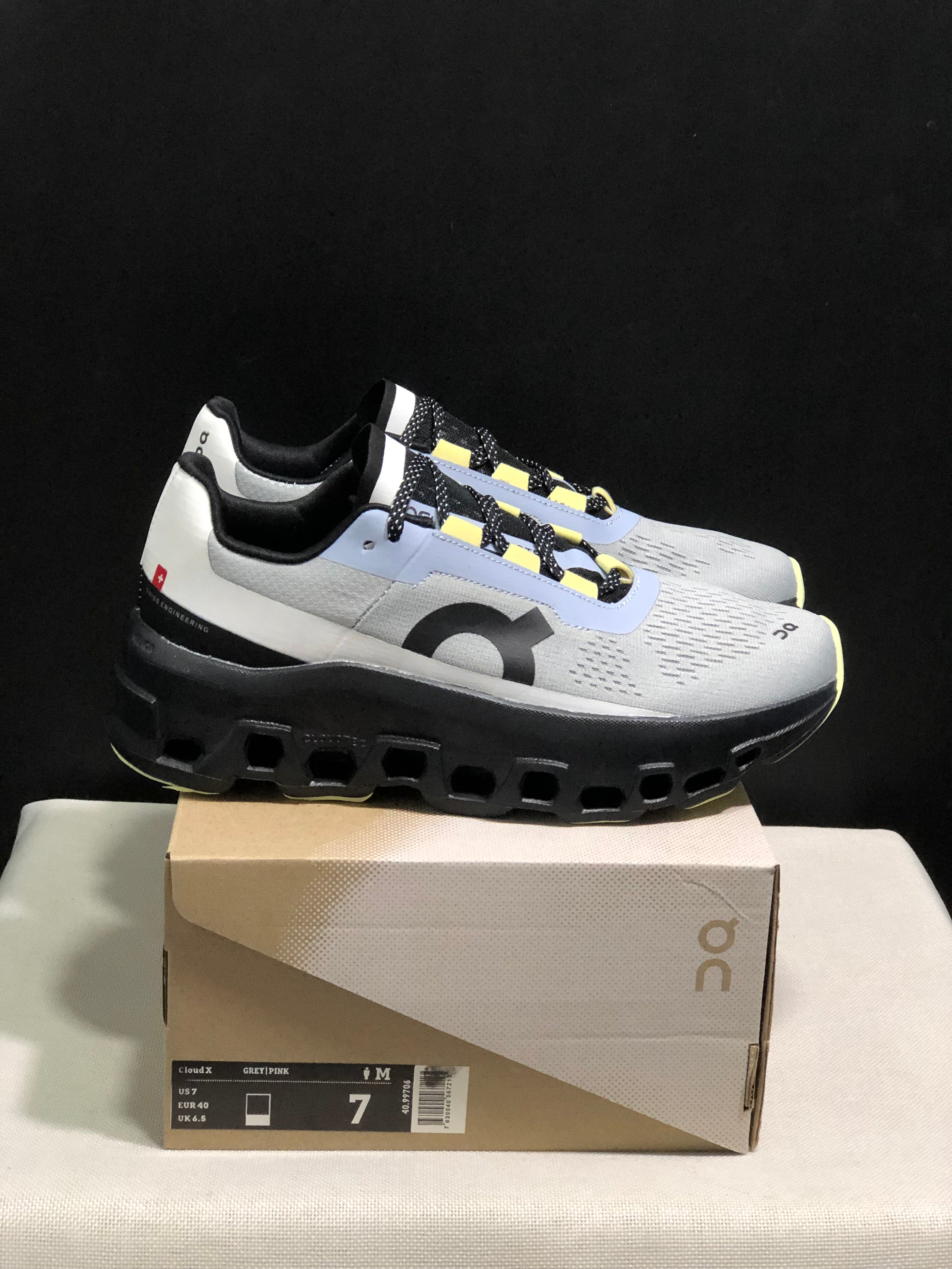 On Running Cloudmonster Anti-Slip Running Shoes Grey/Black
