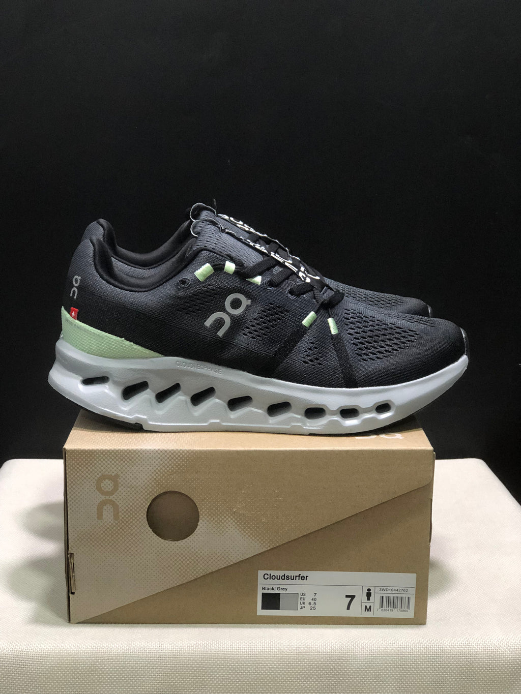 On Running Cloudsurfer Training Anti-Slip Running Shoes Black