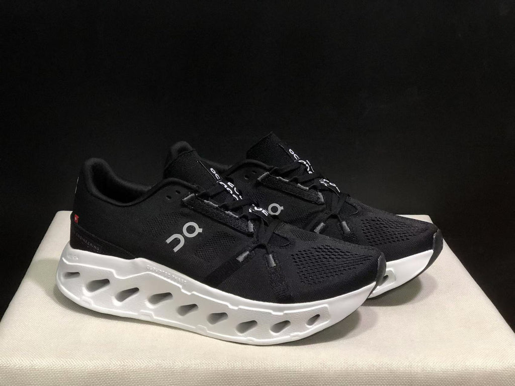 On Running Cloudeclipse Soft And Comfortable Running Shoes Black/White